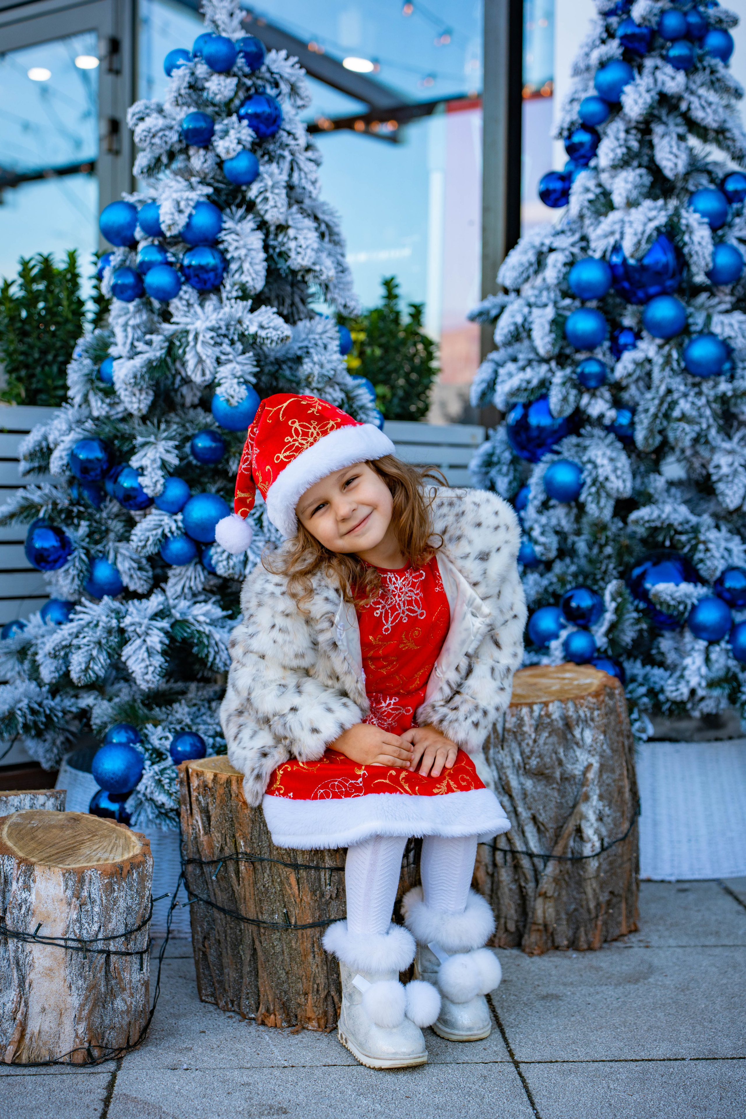 Новогодняя фотосессия в Новороссийске. Семейный и детский фотограф Екатерина Черняева. Снимаю портреты, love story, фотопрогулки, работаю на улице, в кафе, студии, дома у клиента