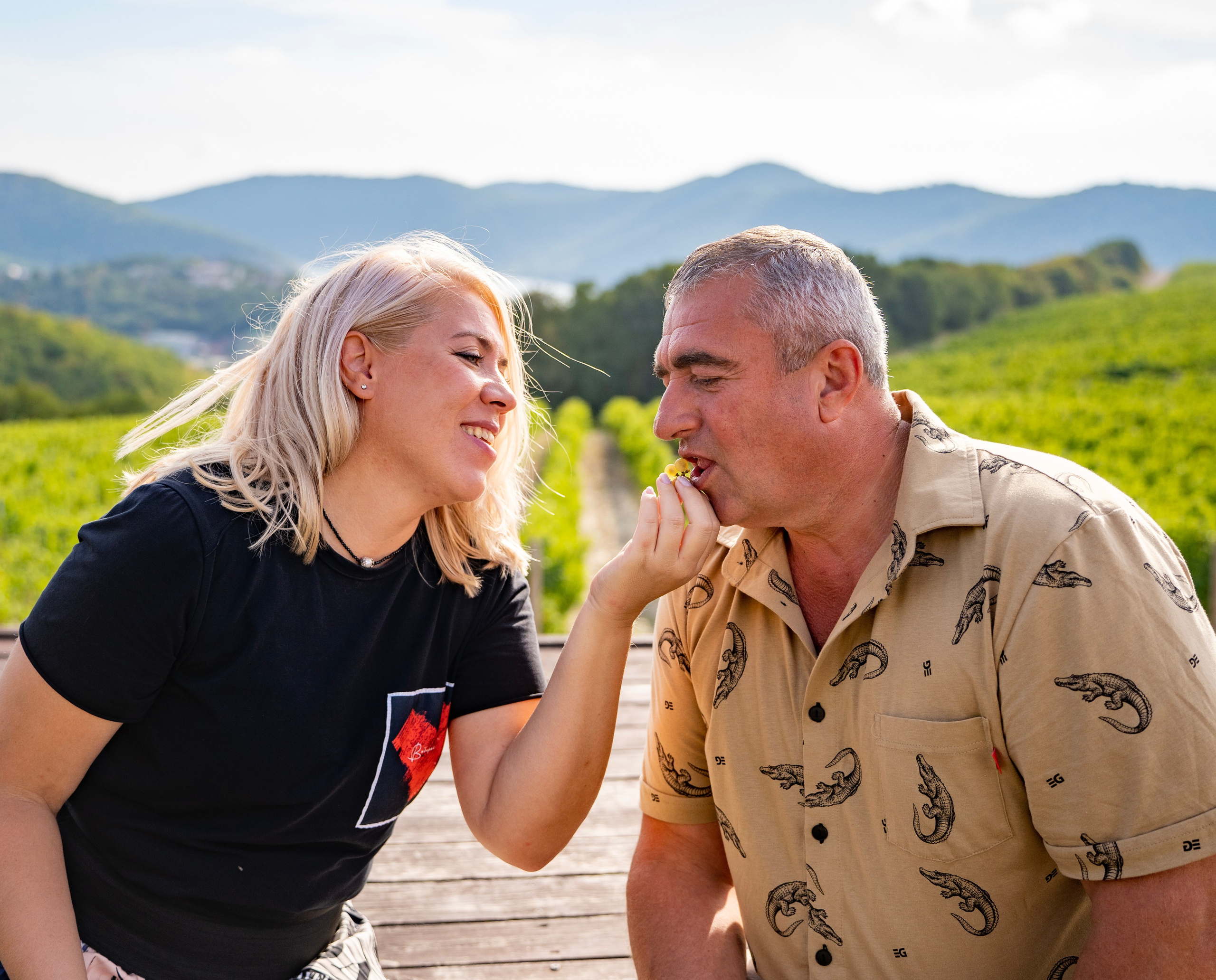 Оксана и Александр. Семейный и детский фотограф Екатерина Черняева. Снимаю портреты, love story, фотопрогулки, работаю на улице, в кафе, студии, дома у клиента