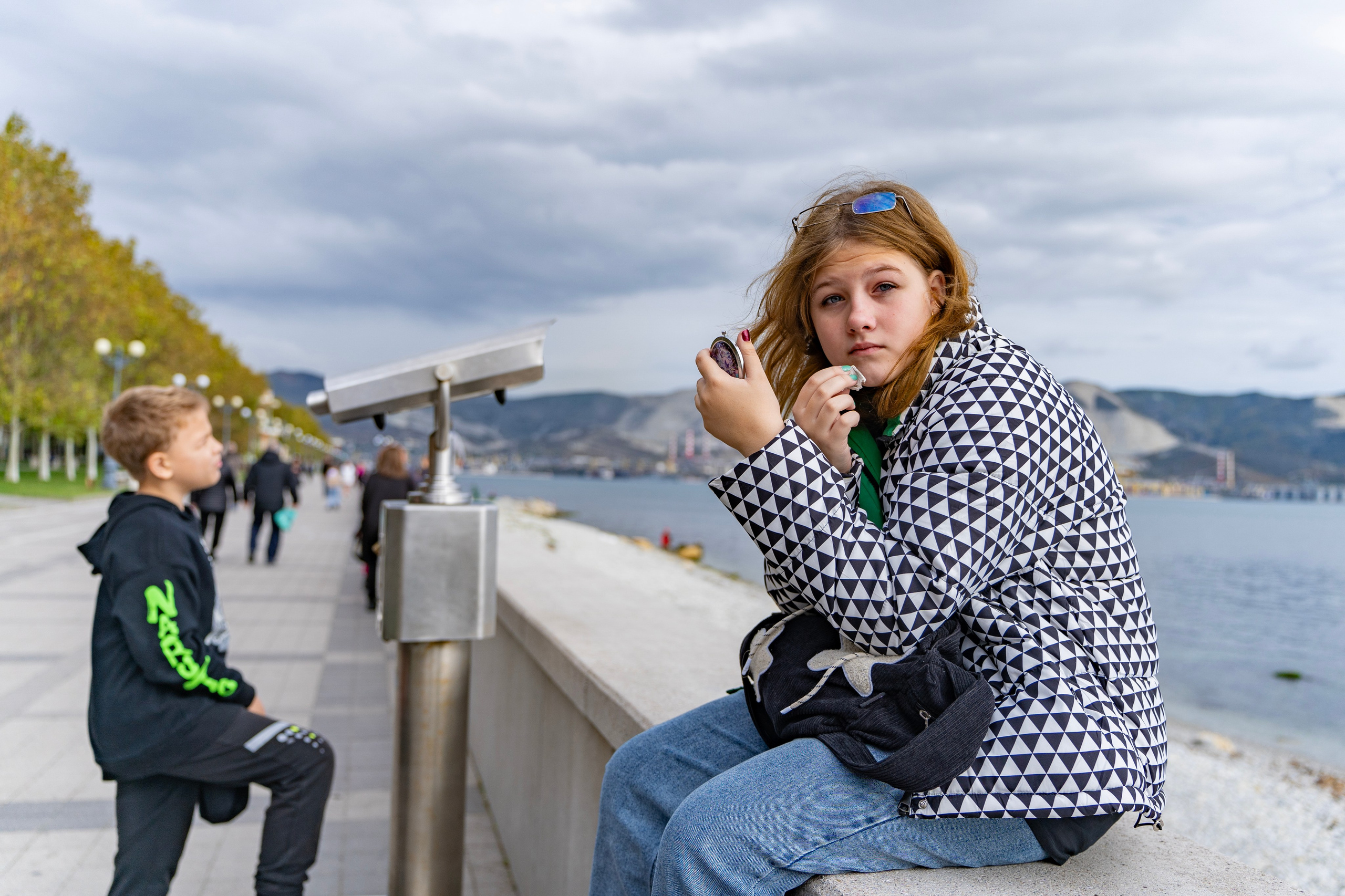 Фотосессия в Новороссийске осенью. Семейный и детский фотограф Екатерина Черняева. Снимаю портреты, love story, фотопрогулки, работаю на улице, в кафе, студии, дома у клиента