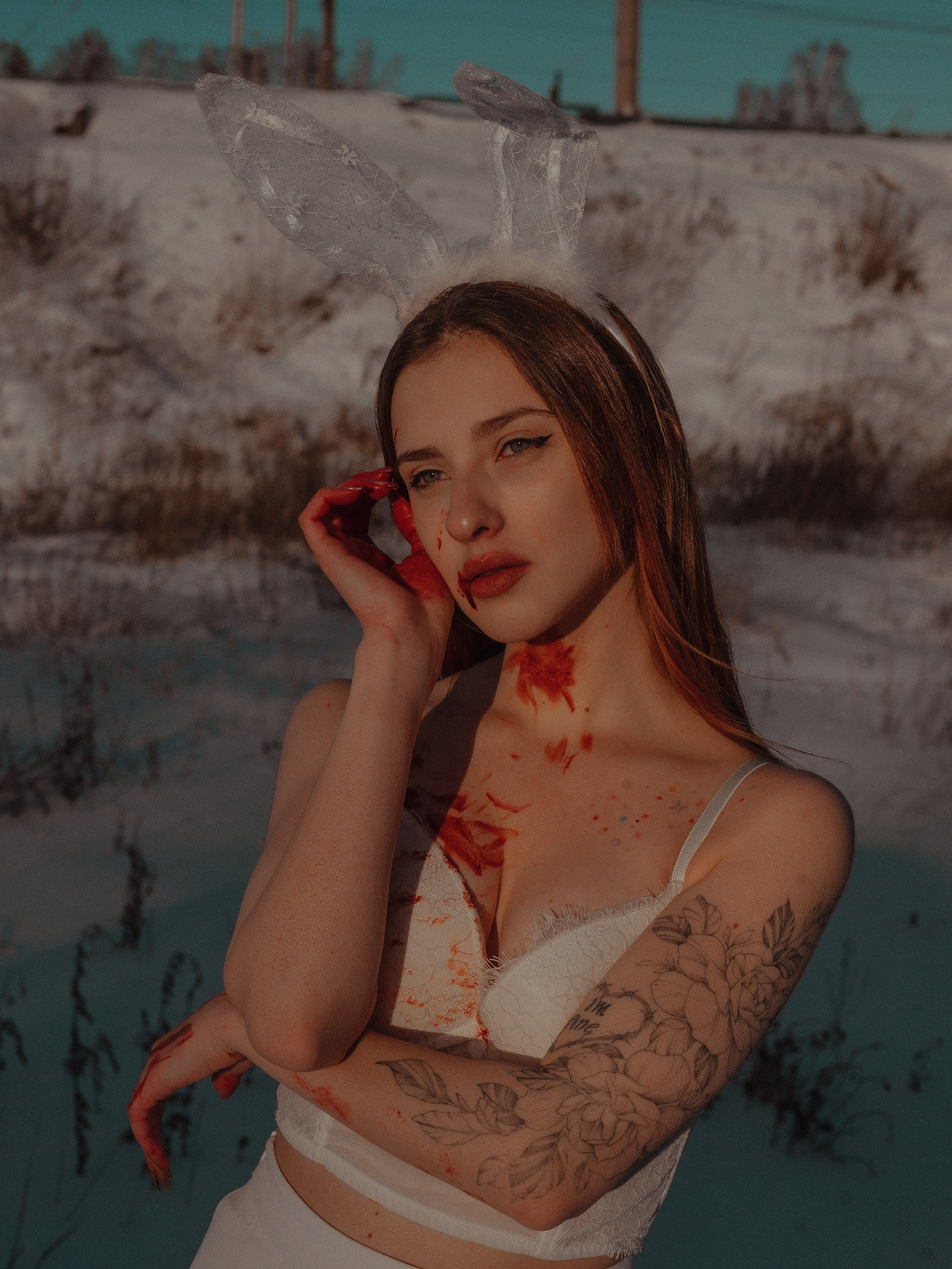 Анна. Женский фотограф. Создатель украшений ручной работы. Модель