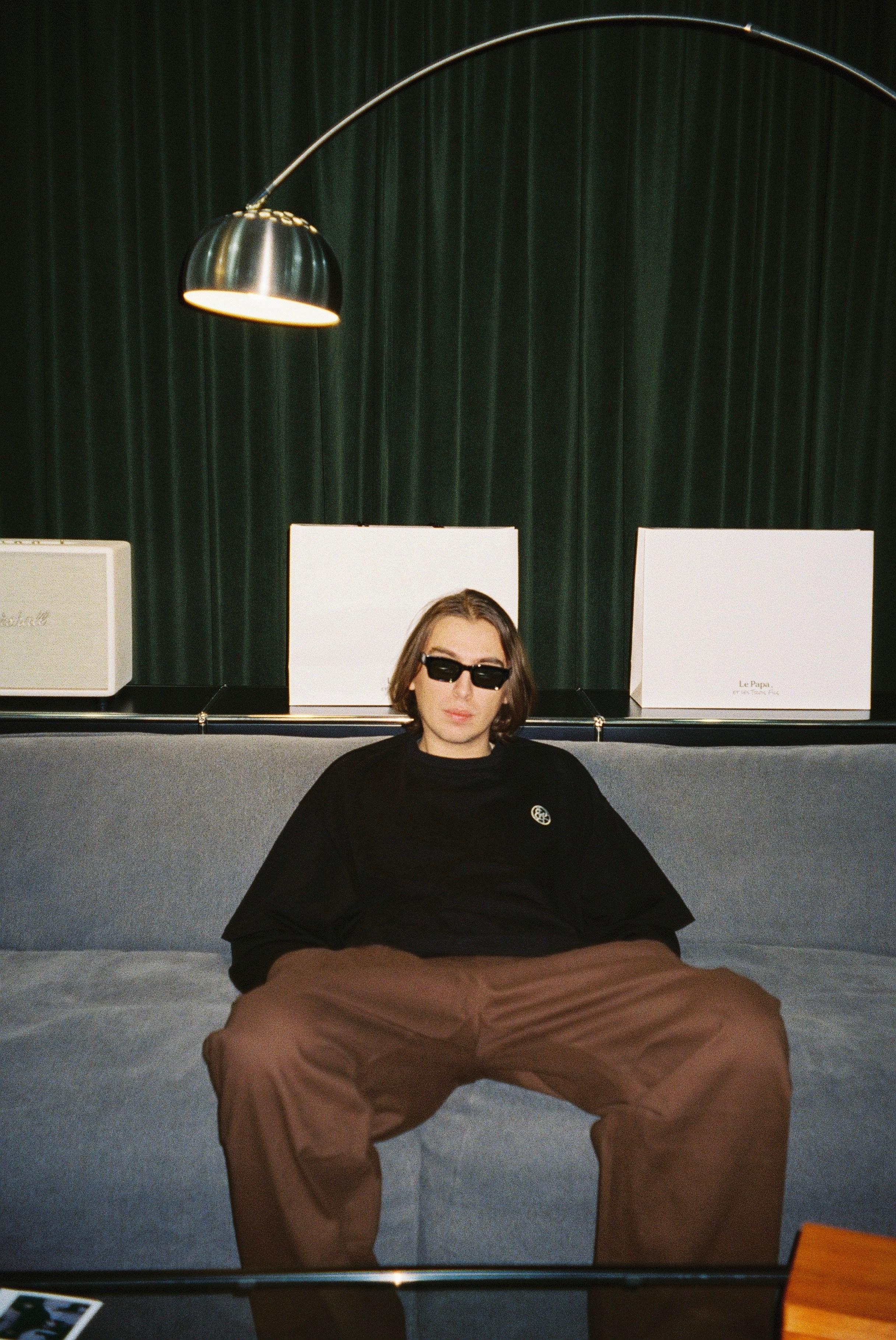 Le Papa. Главная