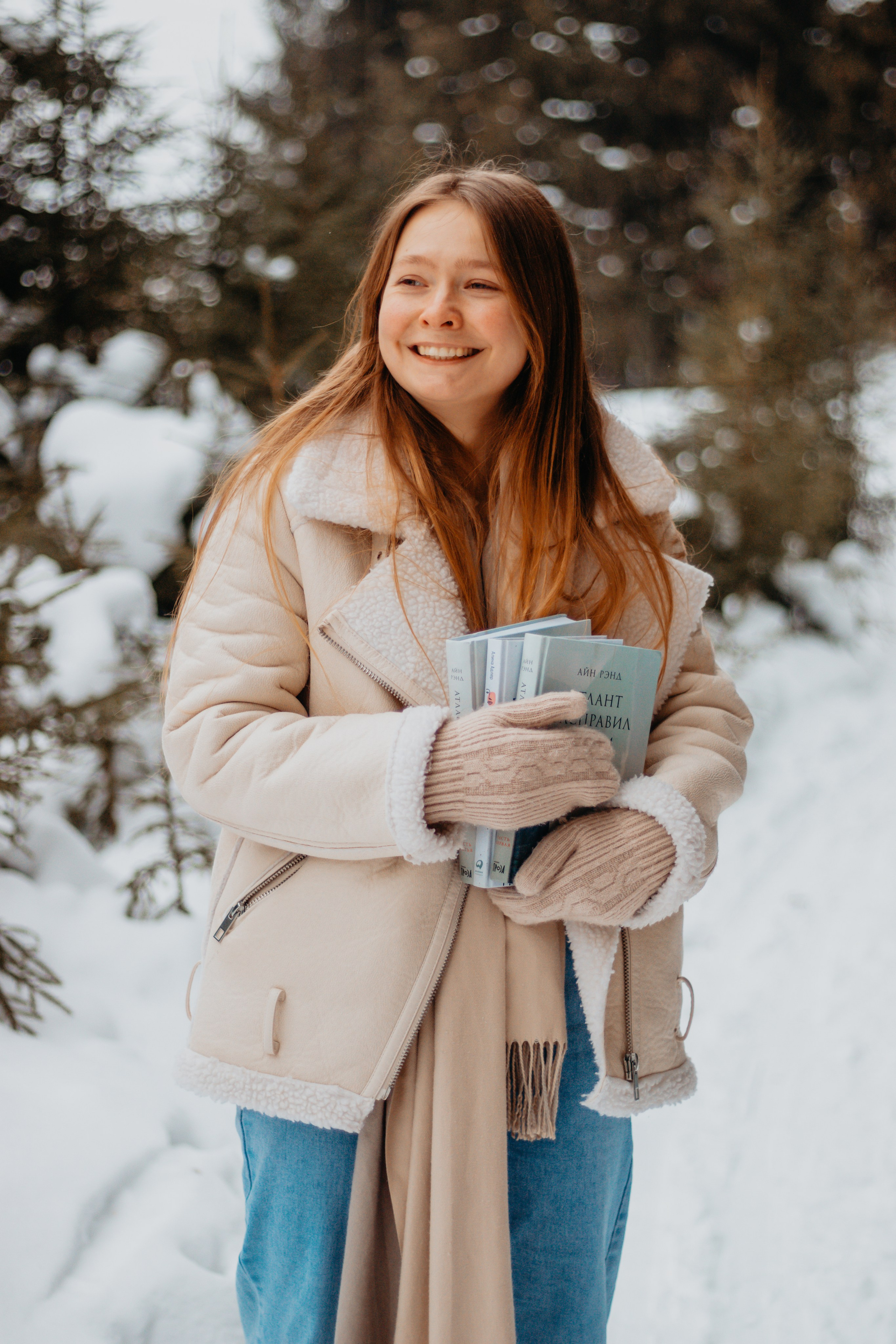 Шура и Даша. Лес