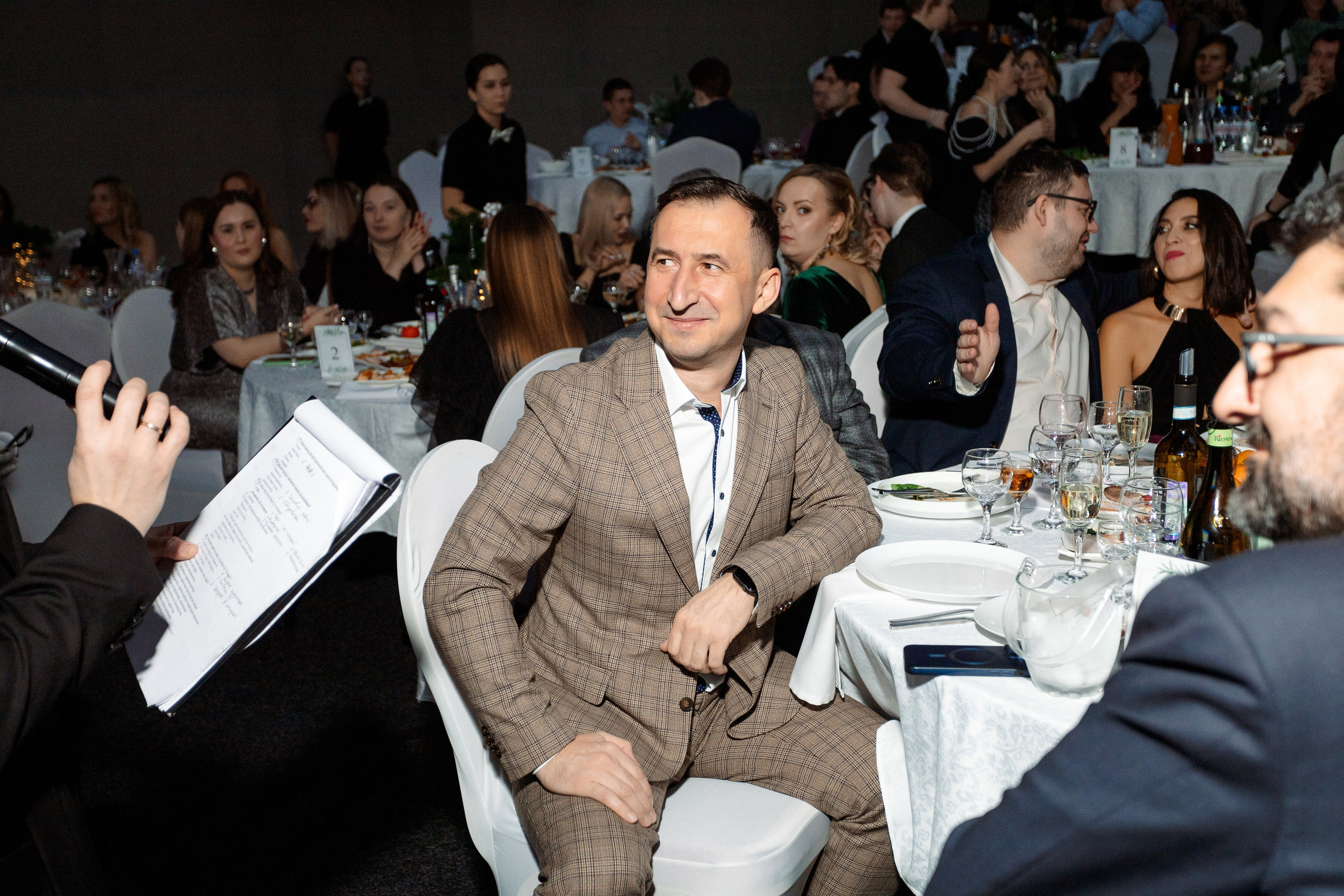 РЕПОРТАЖ: НОВЫЙ ГОД В ДК МЕТАЛЛУРГ. Профессиональный фотограф в Ижевске Леша Петров