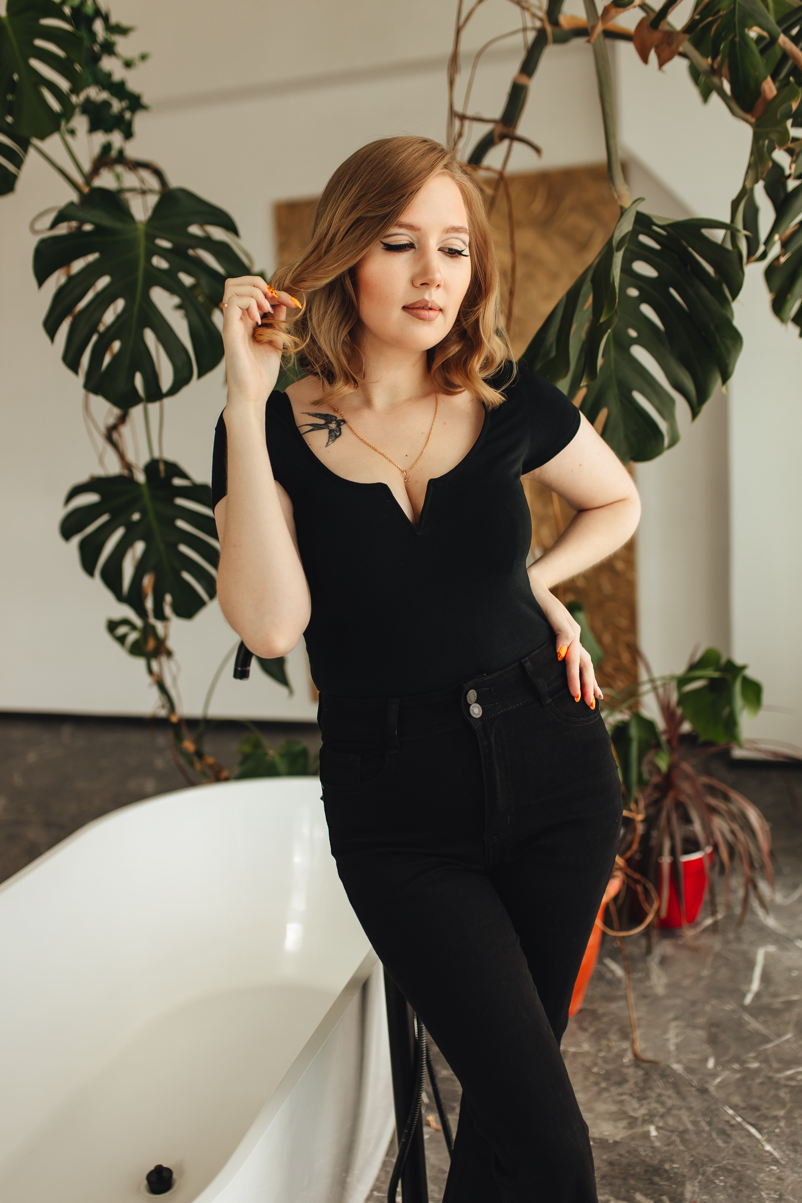 Настя в зале Модерн. Свадебный и семейный фотограф в Туле и области Маша Костина