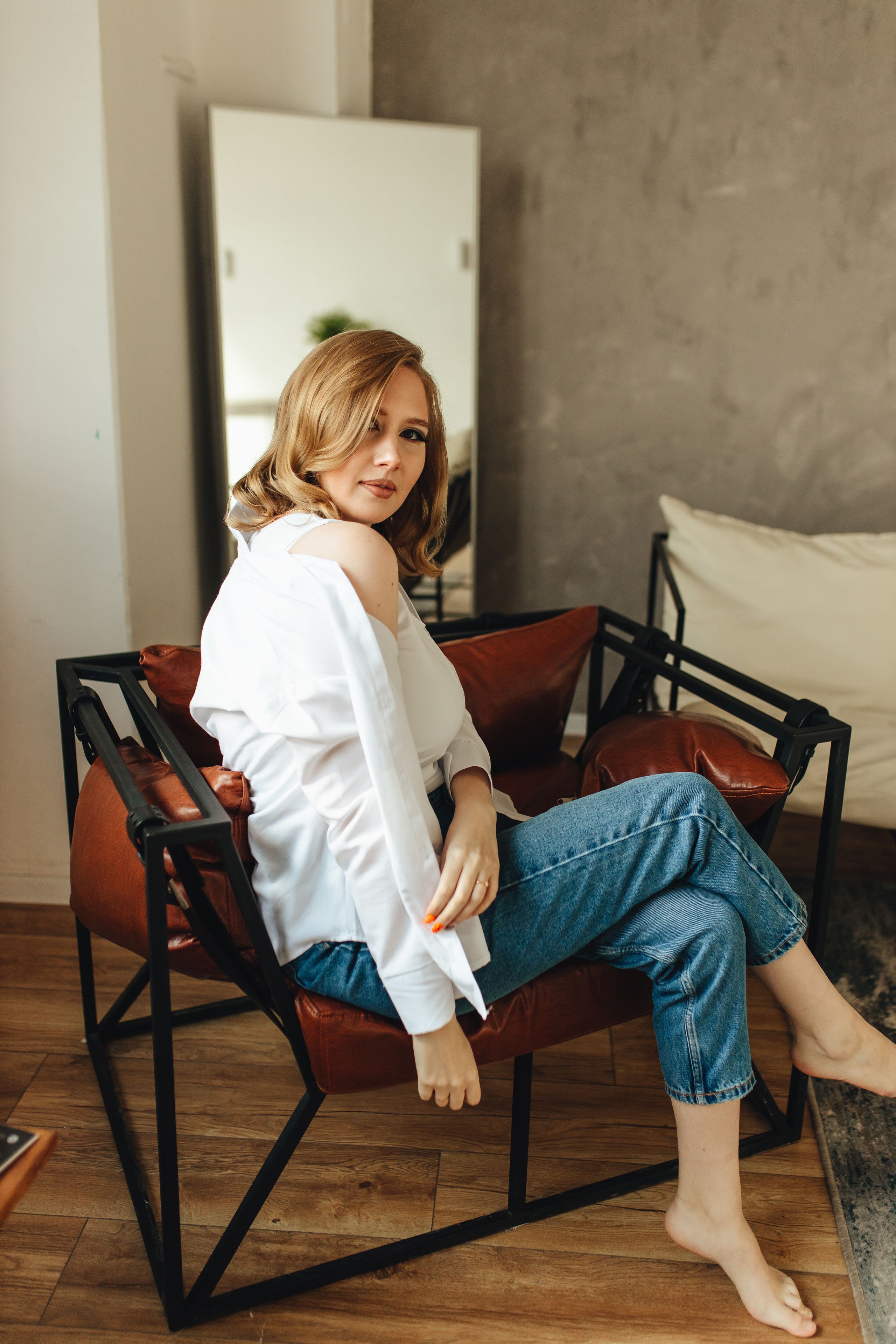 Настя в зале Модерн. Свадебный и семейный фотограф в Туле и области Маша Костина