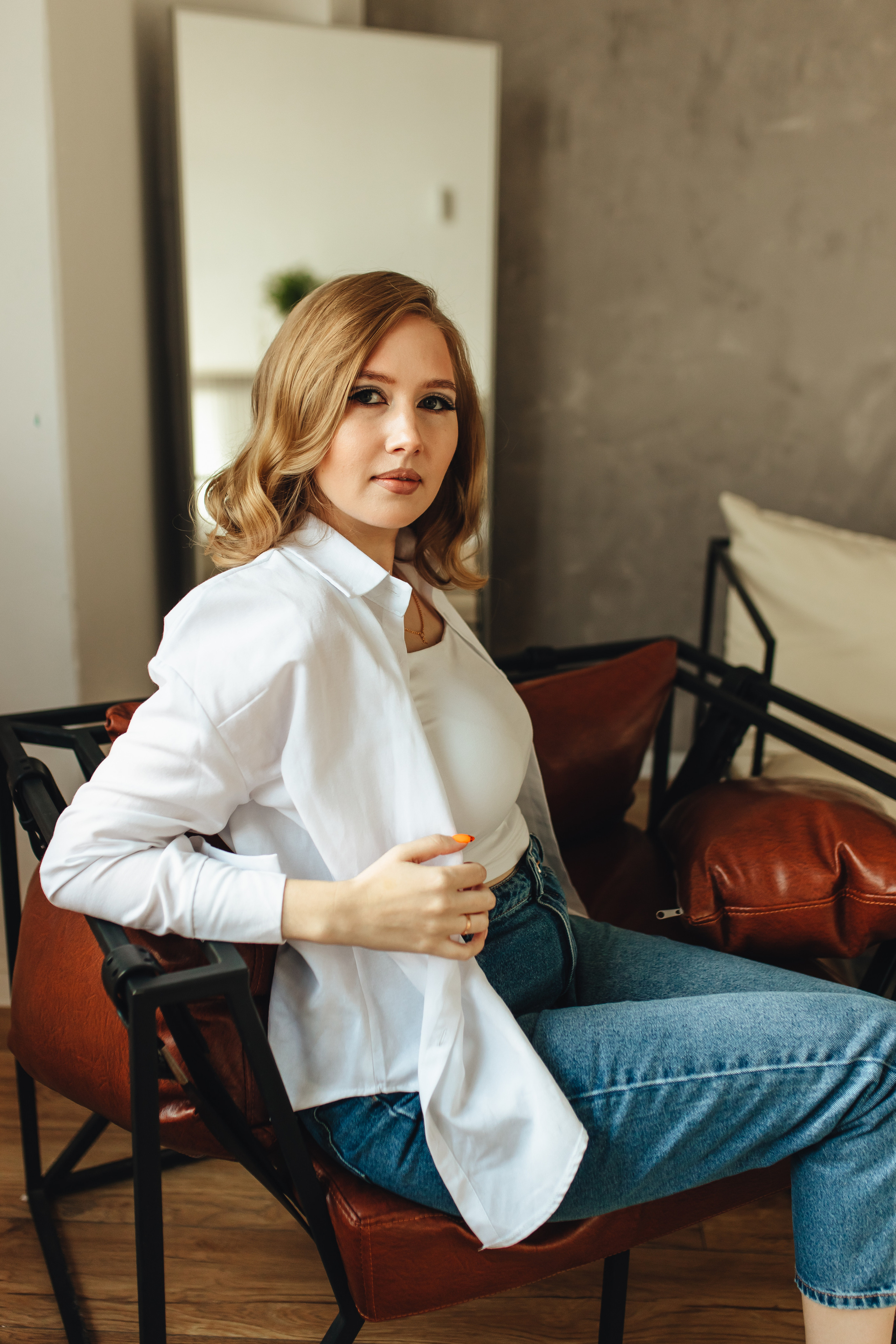 Настя в зале Модерн. Свадебный и семейный фотограф в Туле и области Маша Костина