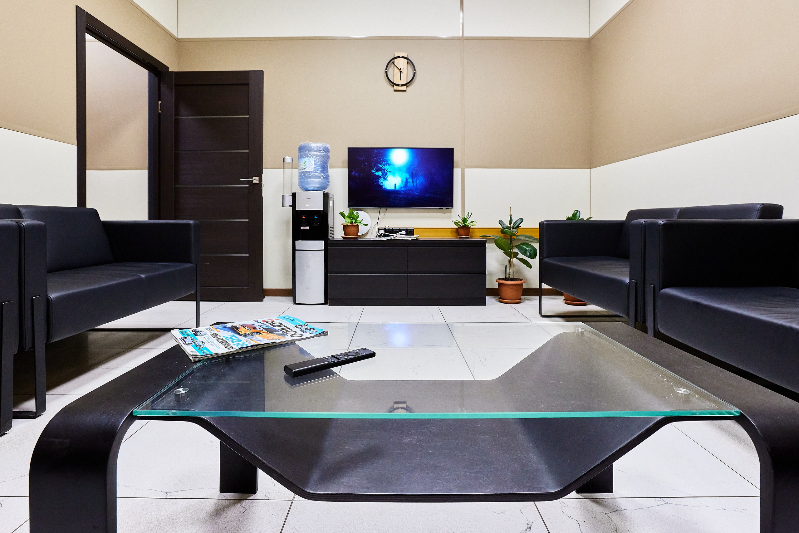 СТО Орбита на Суздальском проспекте. Фотограф Анастасия Леонтьева Санкт-Петербург