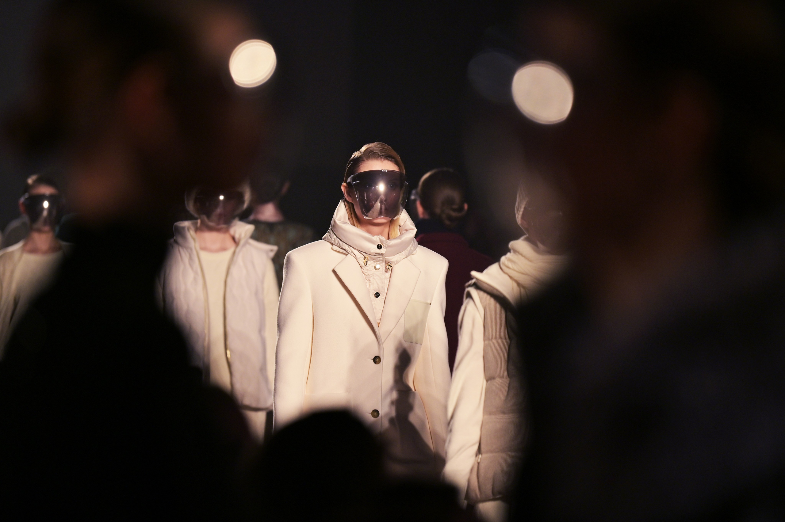 FASHION | PODIUMS |SHOW