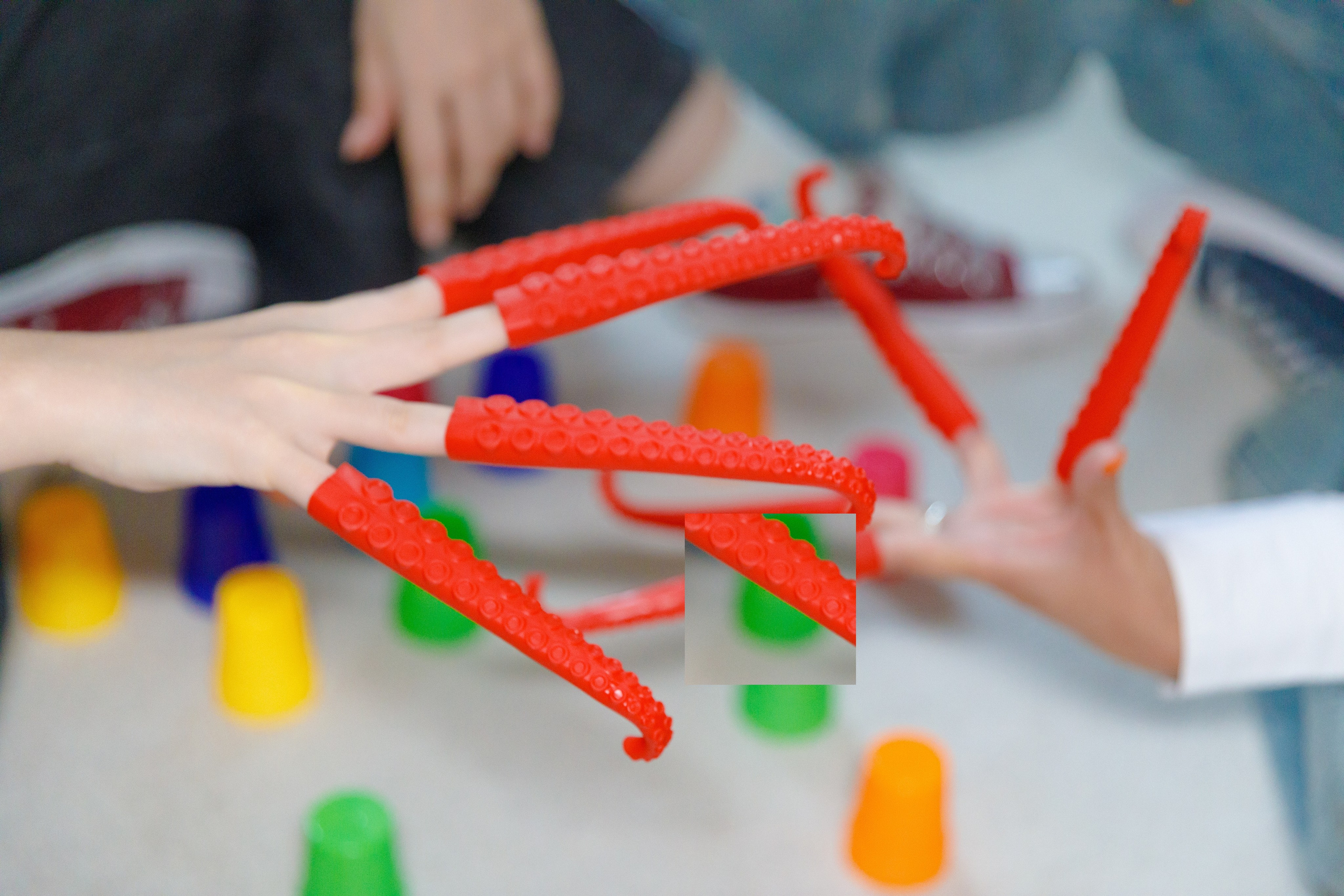 Юлианна и Анна в кабинете Dir Floor Time. Фотограф в Москве Слуцкая Наталья, репортаж, портрет, контент