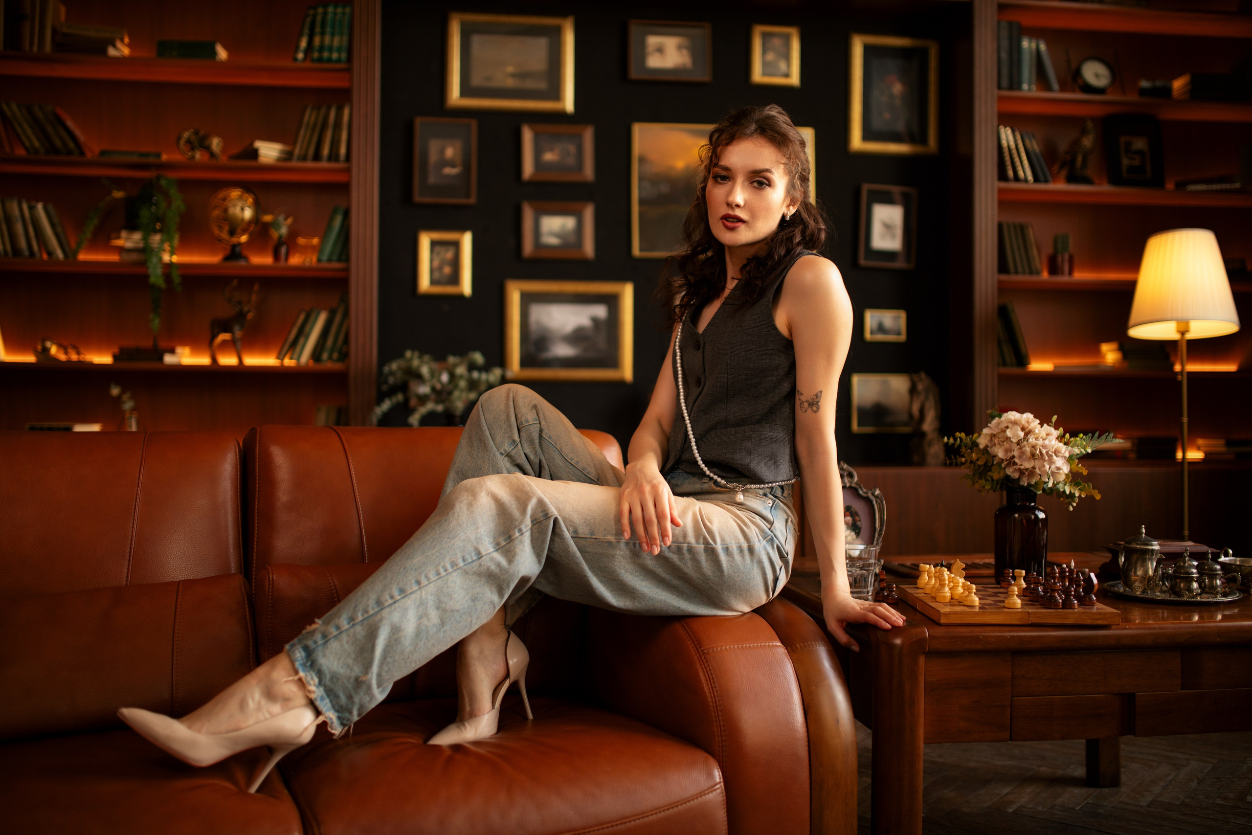 Фотосет с Анастасией в интерьере в формате «Я красивая». Дмитрий Шульгин, портретный фотограф в Воронеже