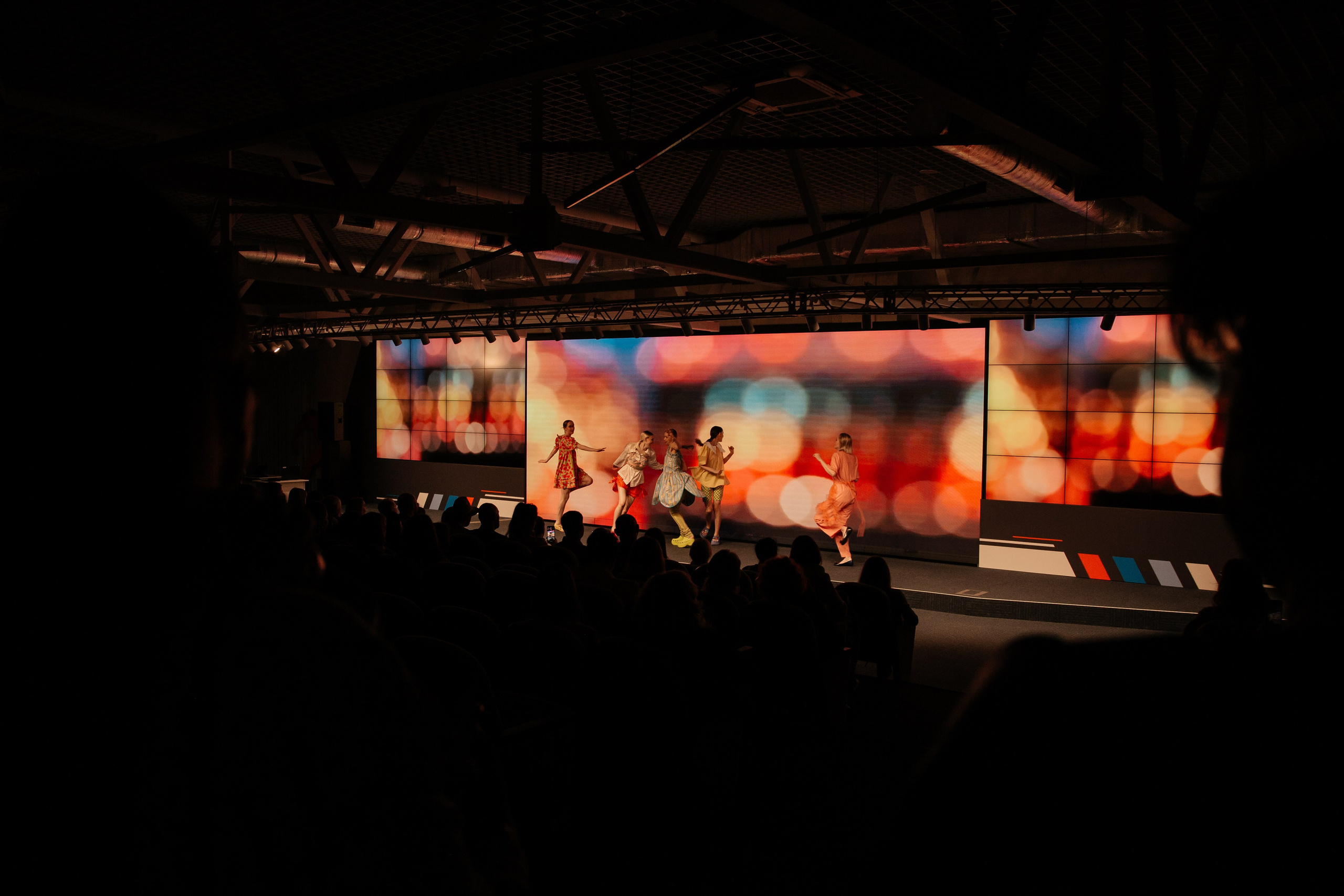 Форум Креативных Индустрий. Фотограф Семён Гнеушев