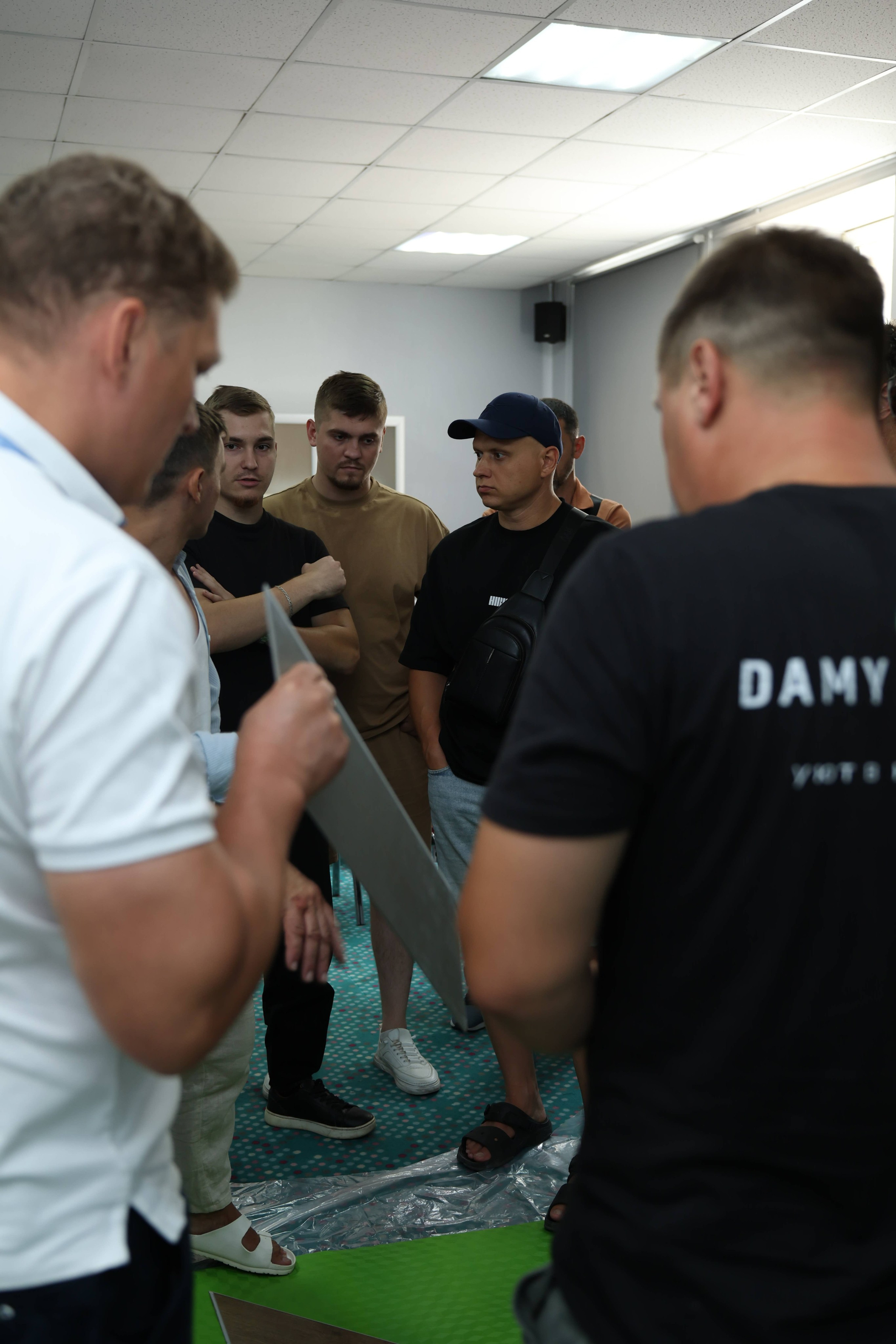 Damy Floor
