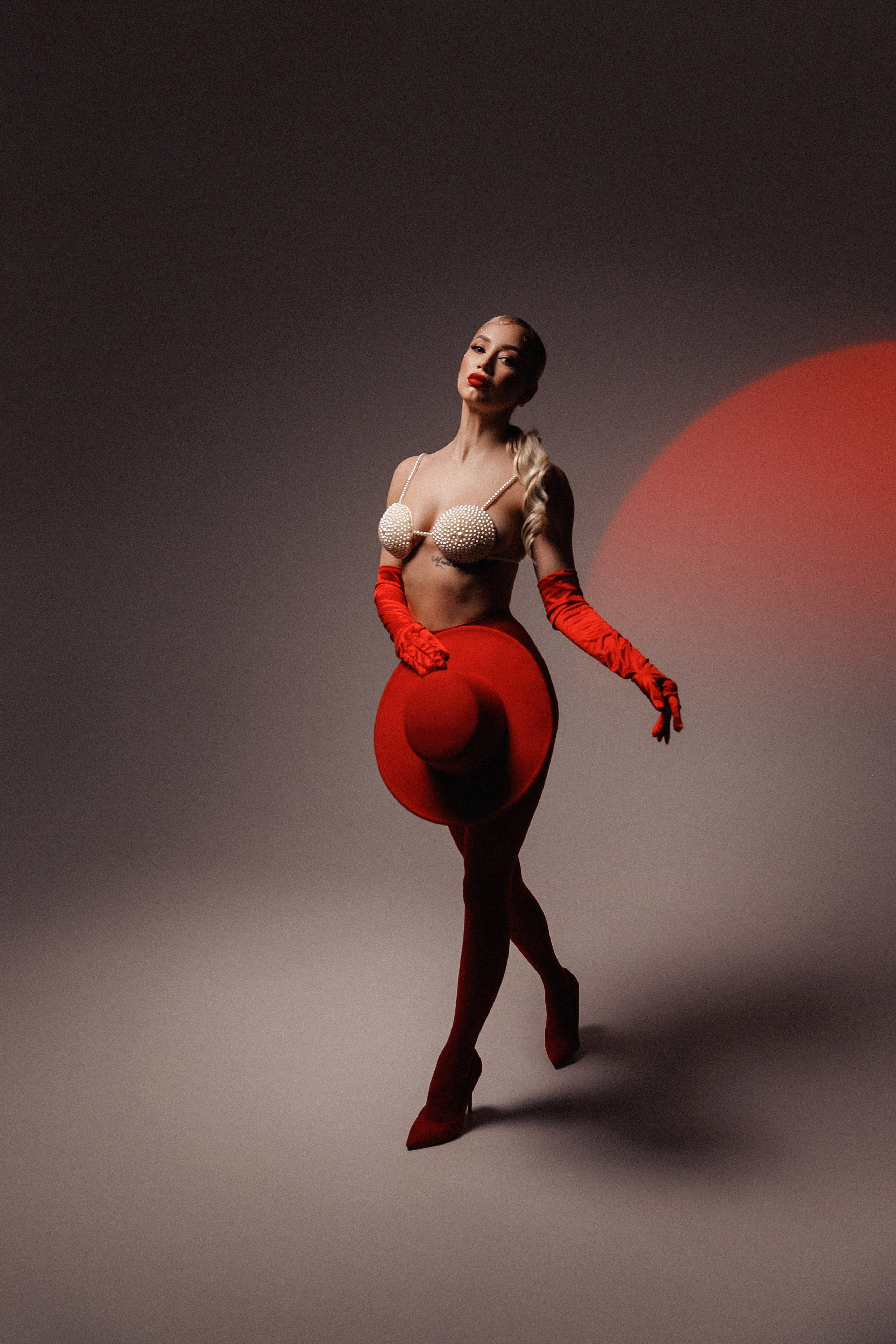 Фотосессия на циклораме. Свадебный фотограф в новокузнецке