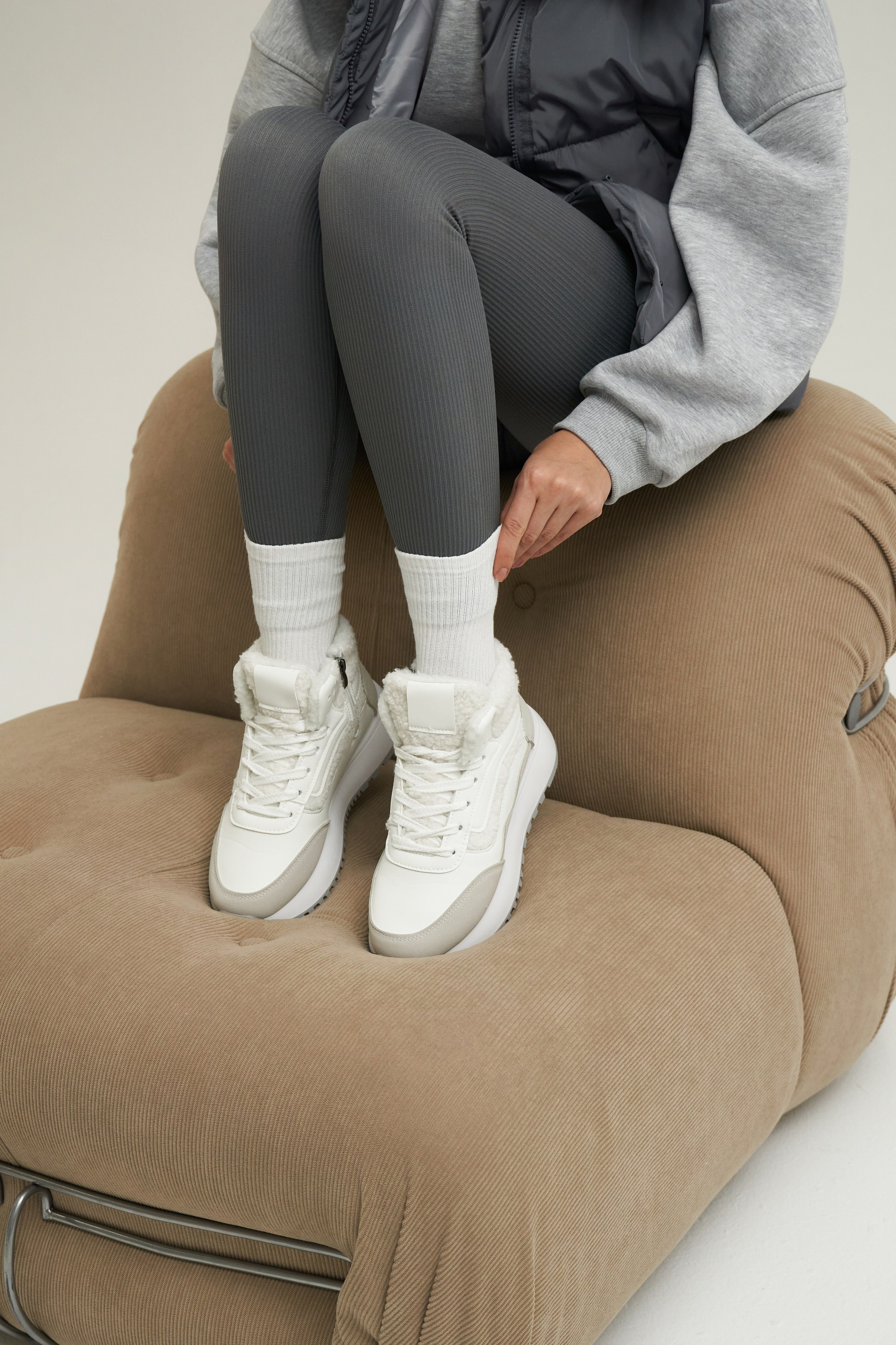 Обувь на модели + предметно. Фотограф Валерий Федяев | vallerzu