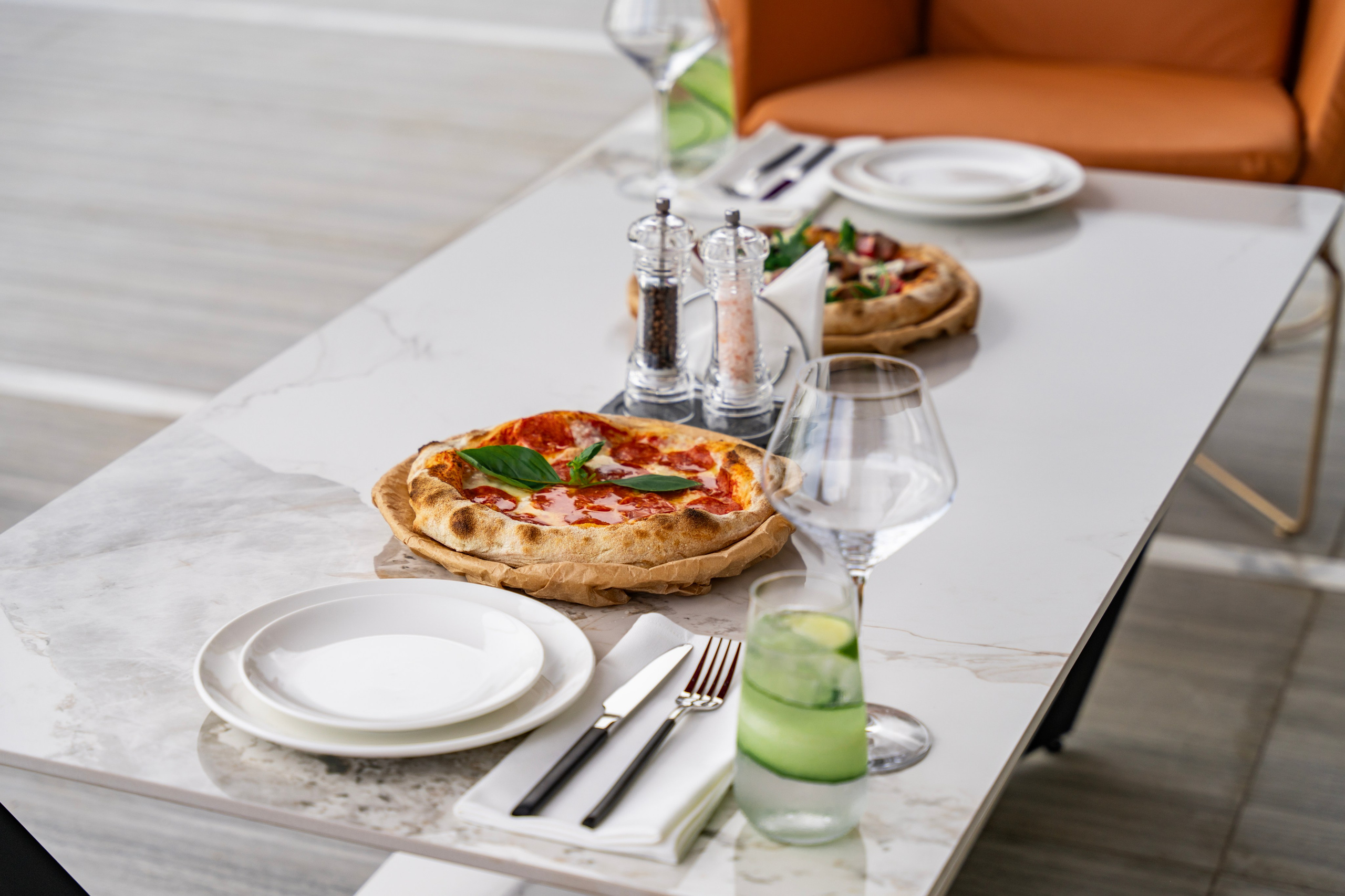 Отель Юпшара. Главная