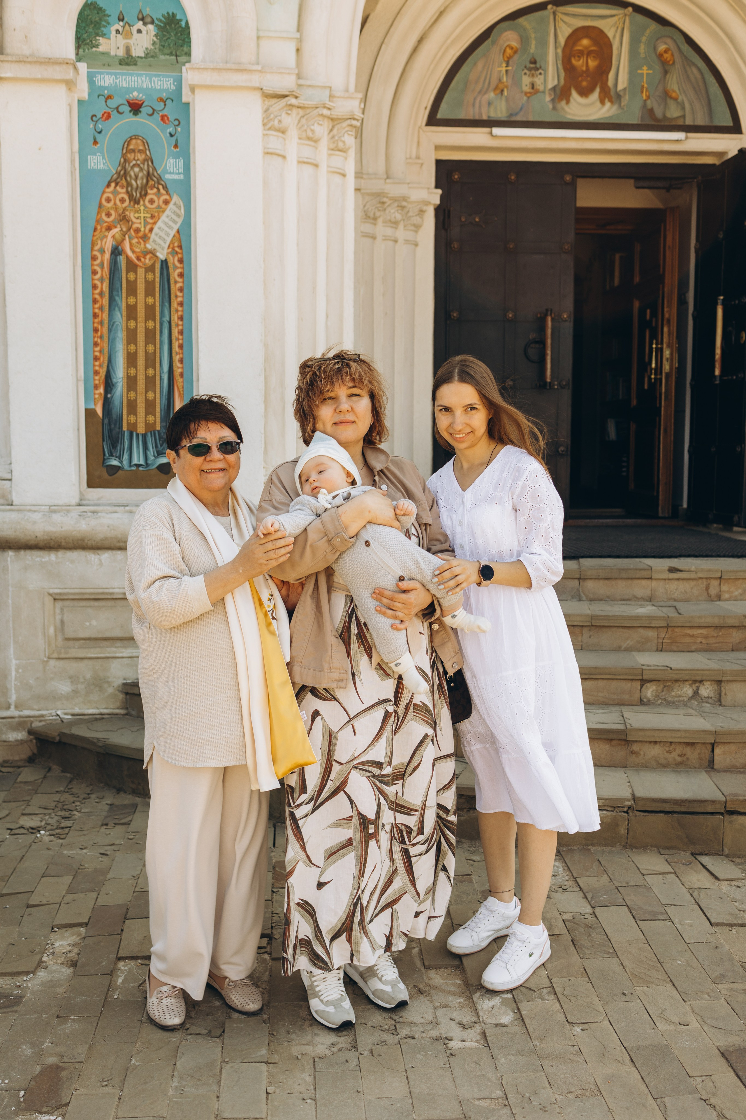 Крещение Егора. Семейный фотограф в Москве Виктория Ястребинская