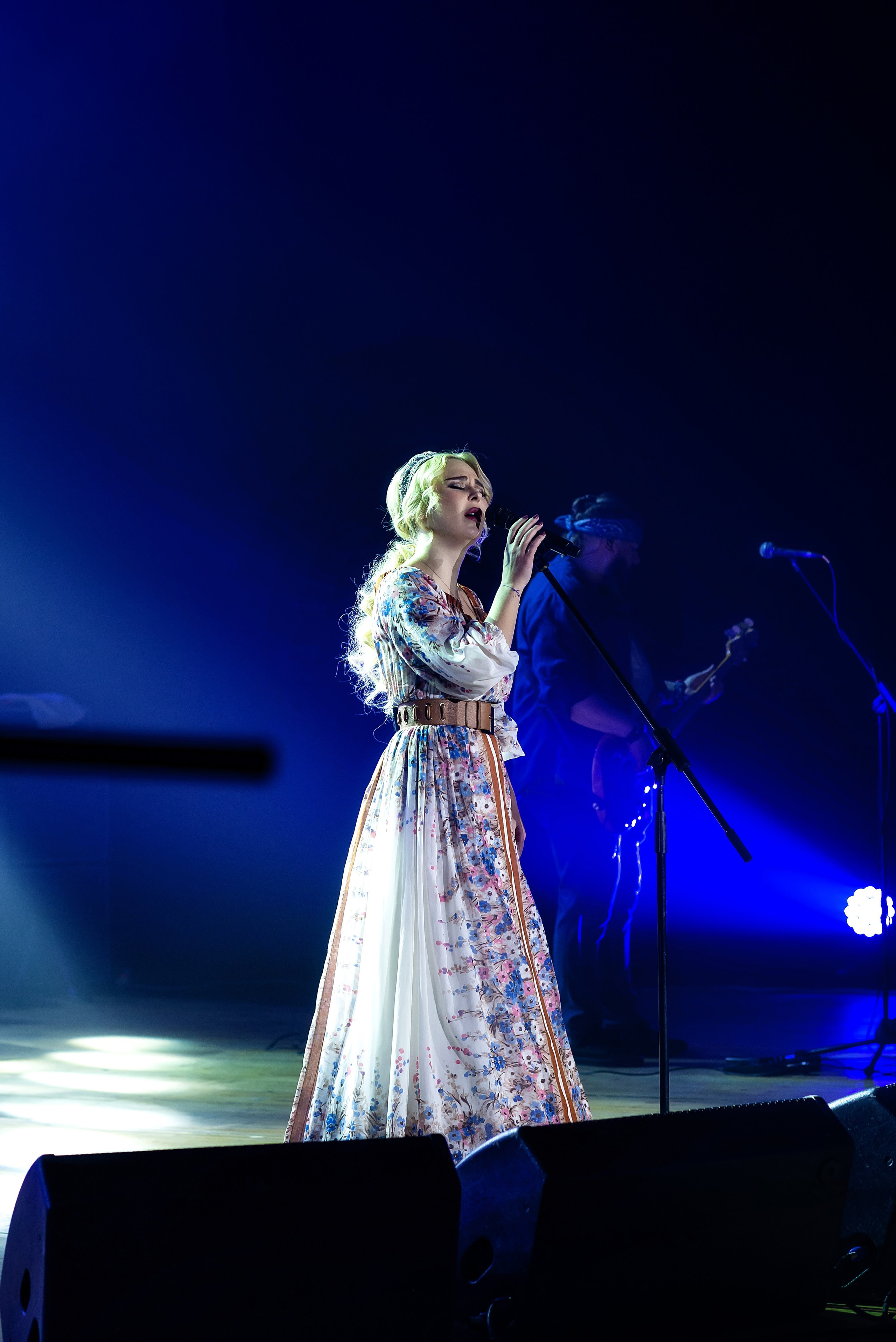 Концерт Пелагеи. Школьный, фэшн фотограф в Тюмени и в России Ирина Королева