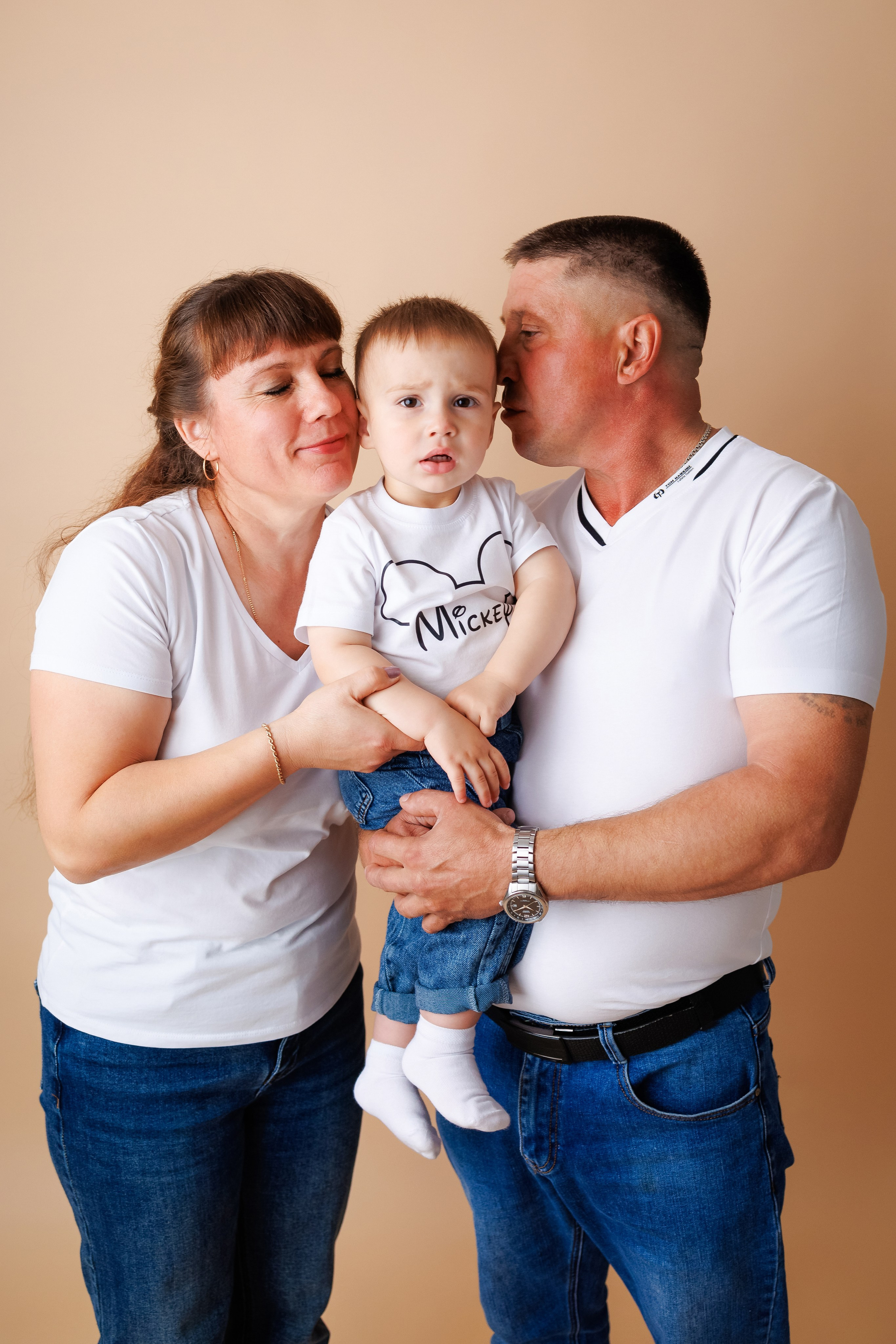 Тимофею 2 года. Фотограф новорожденный малышей Новосибирск
