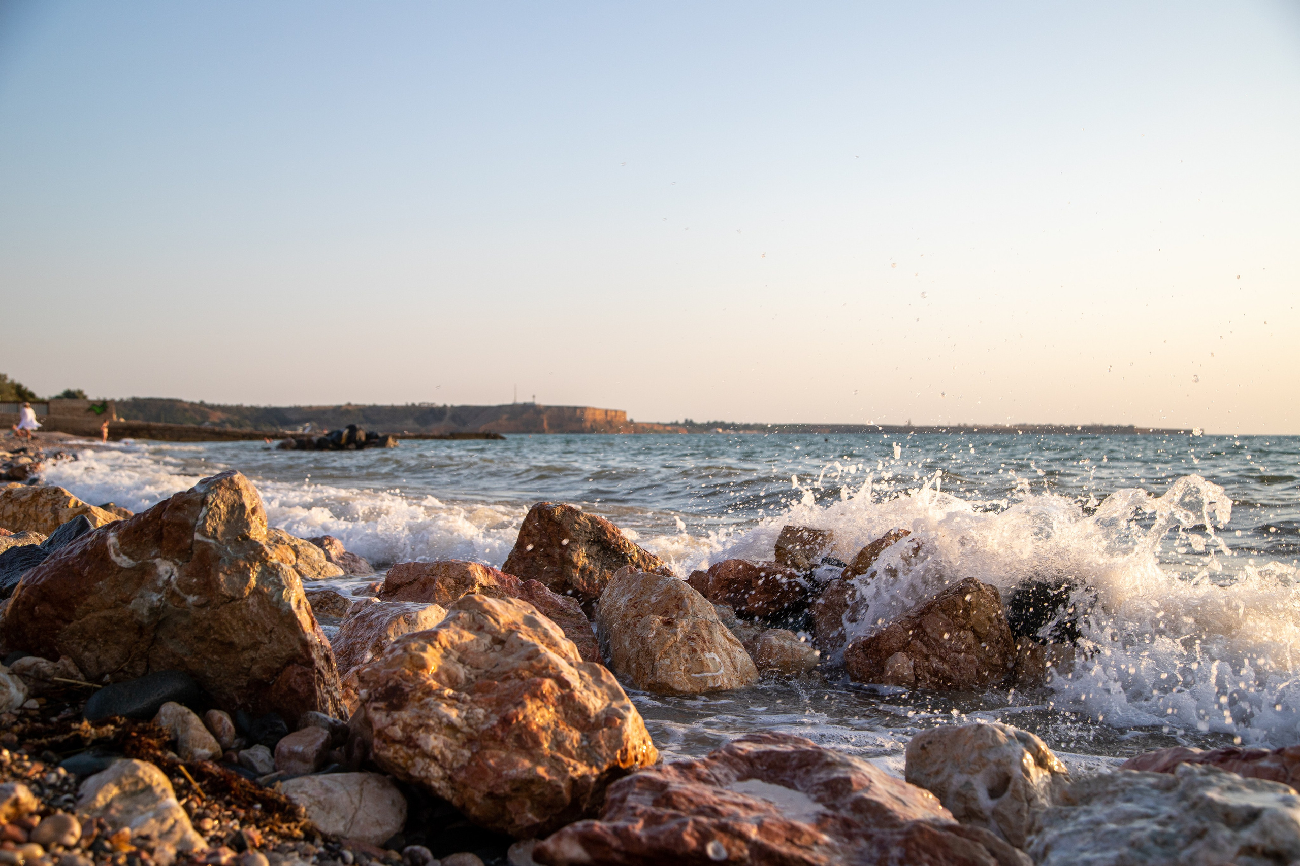 Фотографии природы Крыма из 2021 года. Море, холмы, закаты. Фотограф видеограф широкого профиля Денис Захаров