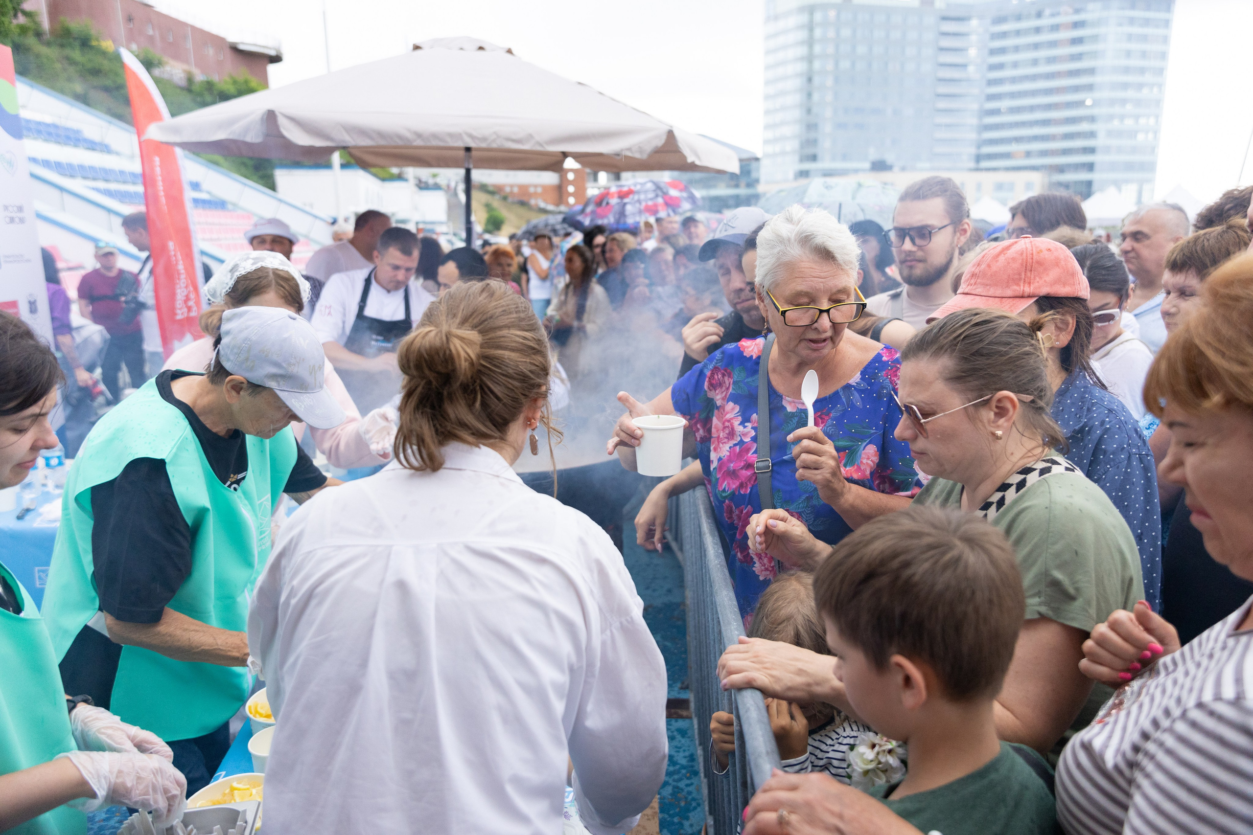 День рыбака. Владивосток 2025. Олег Катакинов| Репортажный фотограф в городе у моря (Владивосток)