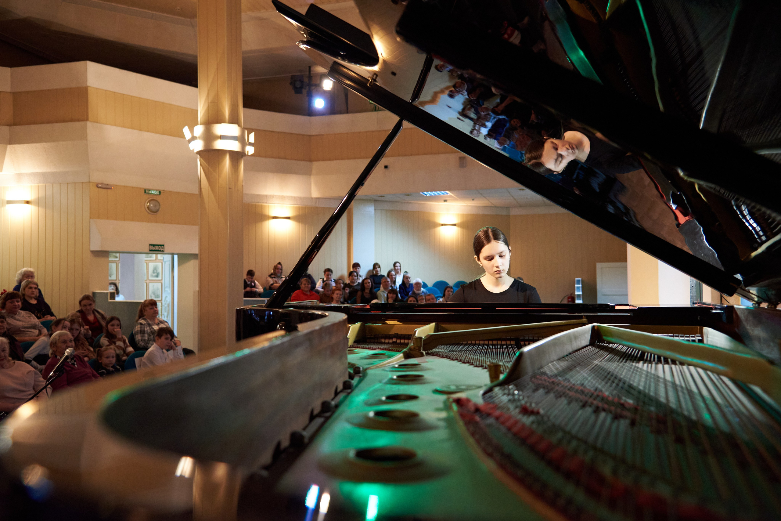 Концерт к международному женскому дню. [fXph] Фотограф Масликов Илья. Съёмка мероприятий в Ленинске-Кузнецком