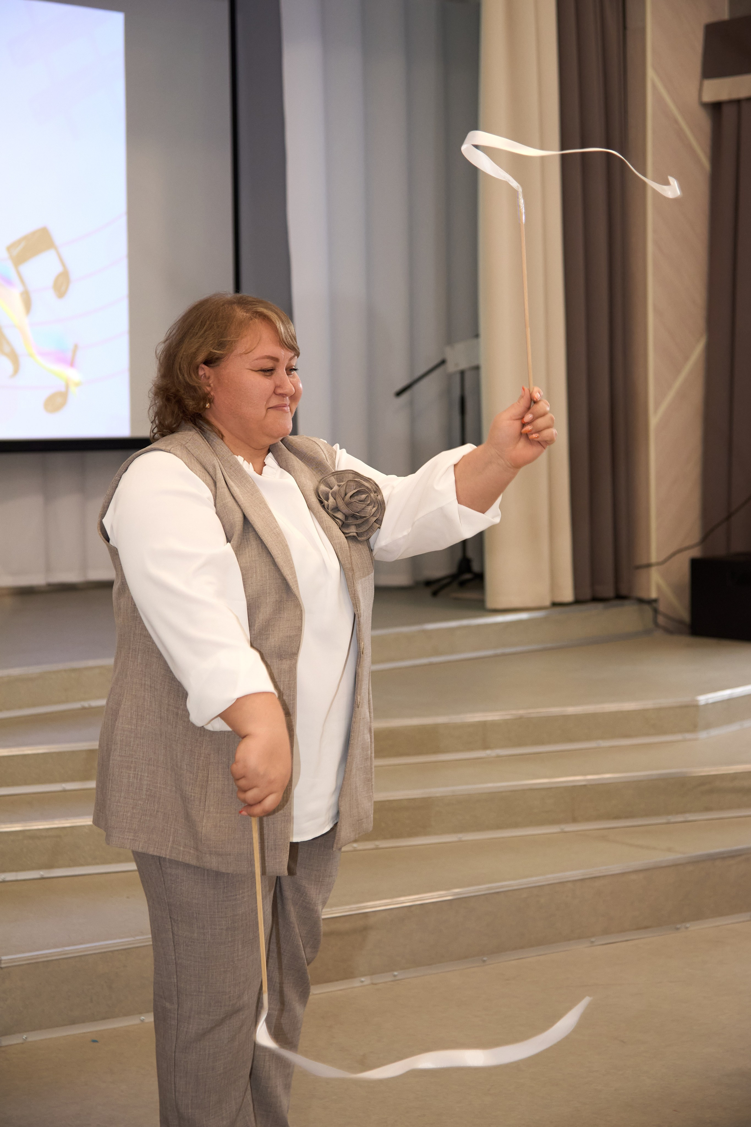 Воспитатель года 2025 в Ленинск-Кузнецком. [fXph] Фотограф Масликов Илья. Съёмка мероприятий в Ленинске-Кузнецком