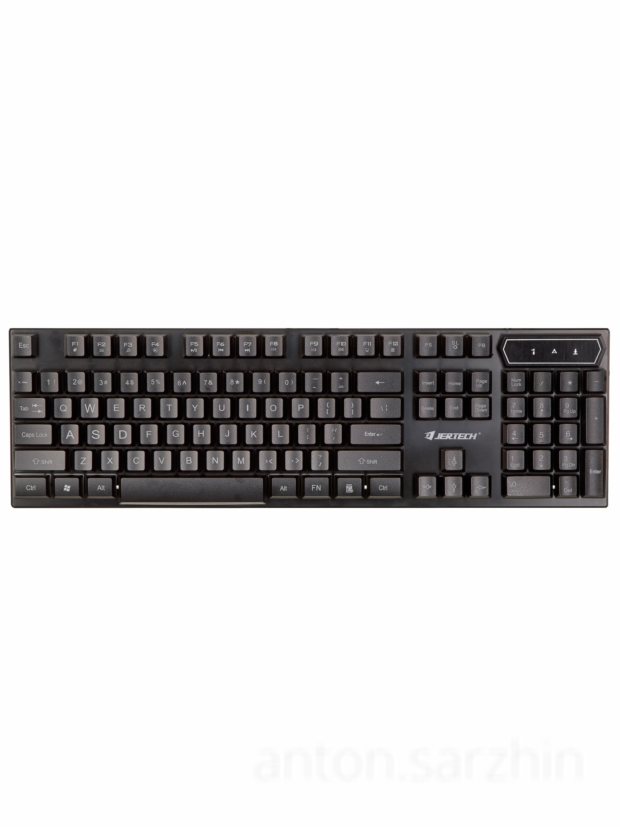 Предметная фотосъемка клавиатуры на белом фоне сверху