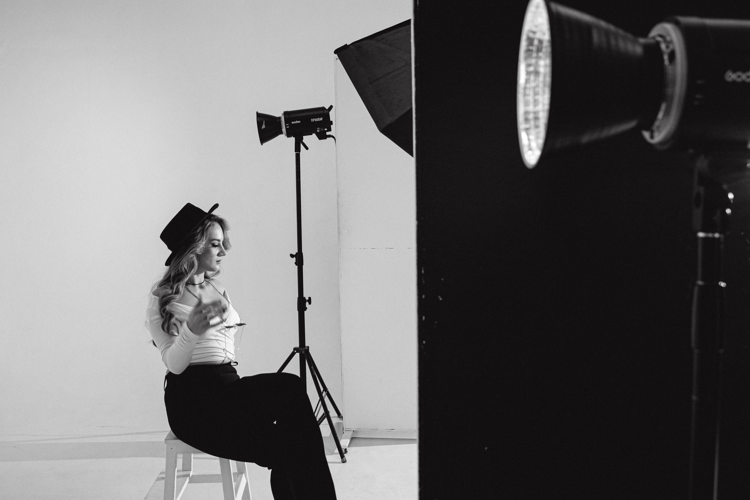 Фэшн-съёмка участниц Миссис Бизнес Гатчина 2023. Портретный фотограф в Санкт-Петербурге Дмитриева Наталия