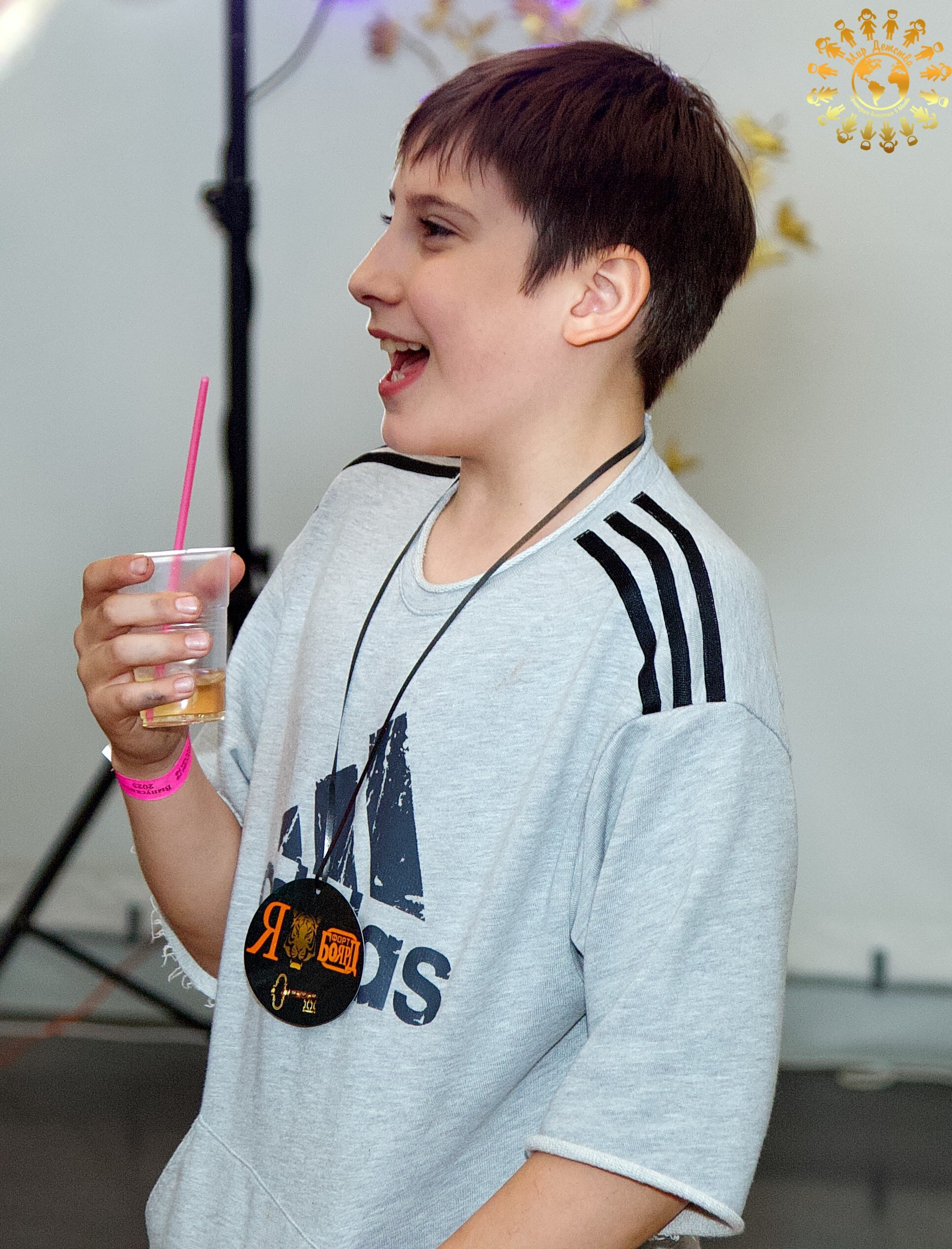 Выпускной 2023 (Школа 1195, 4-й класс). Репортажная съемка в Москве и области. Анималистика