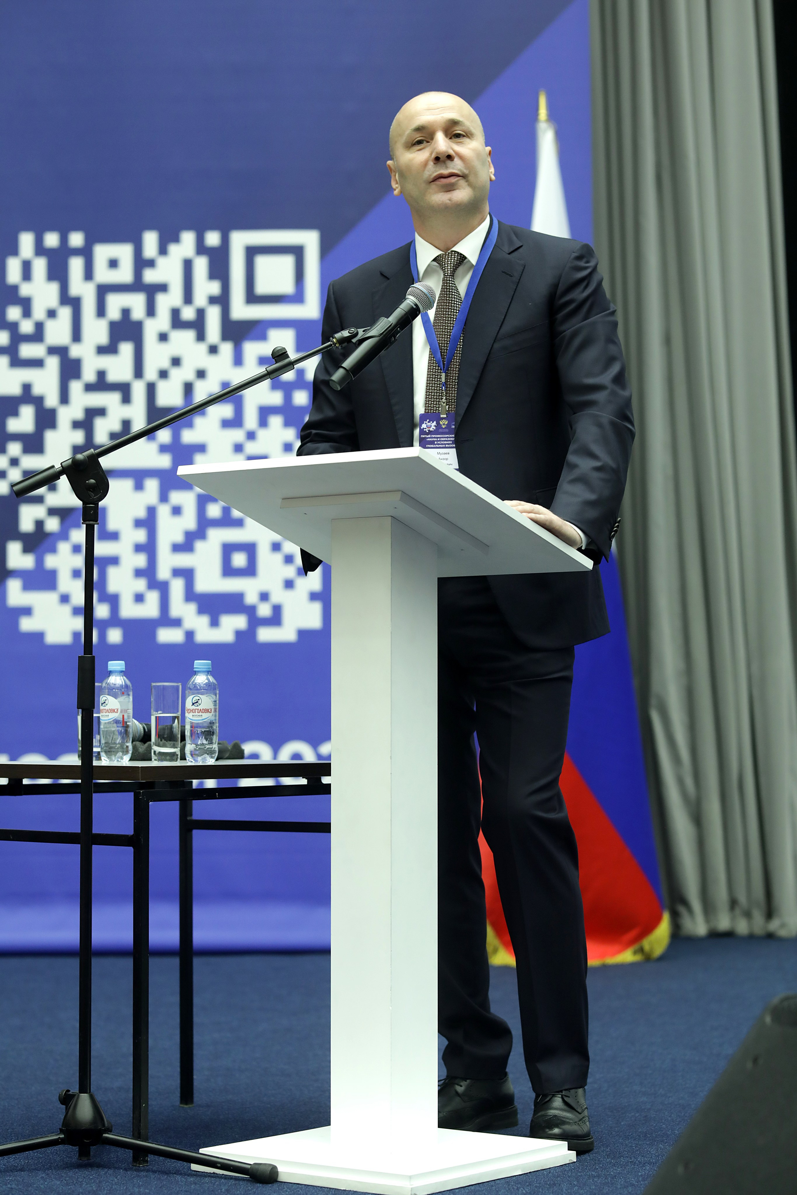 Всероссииский съезд ученых Российской федерации. Art photographer Nino