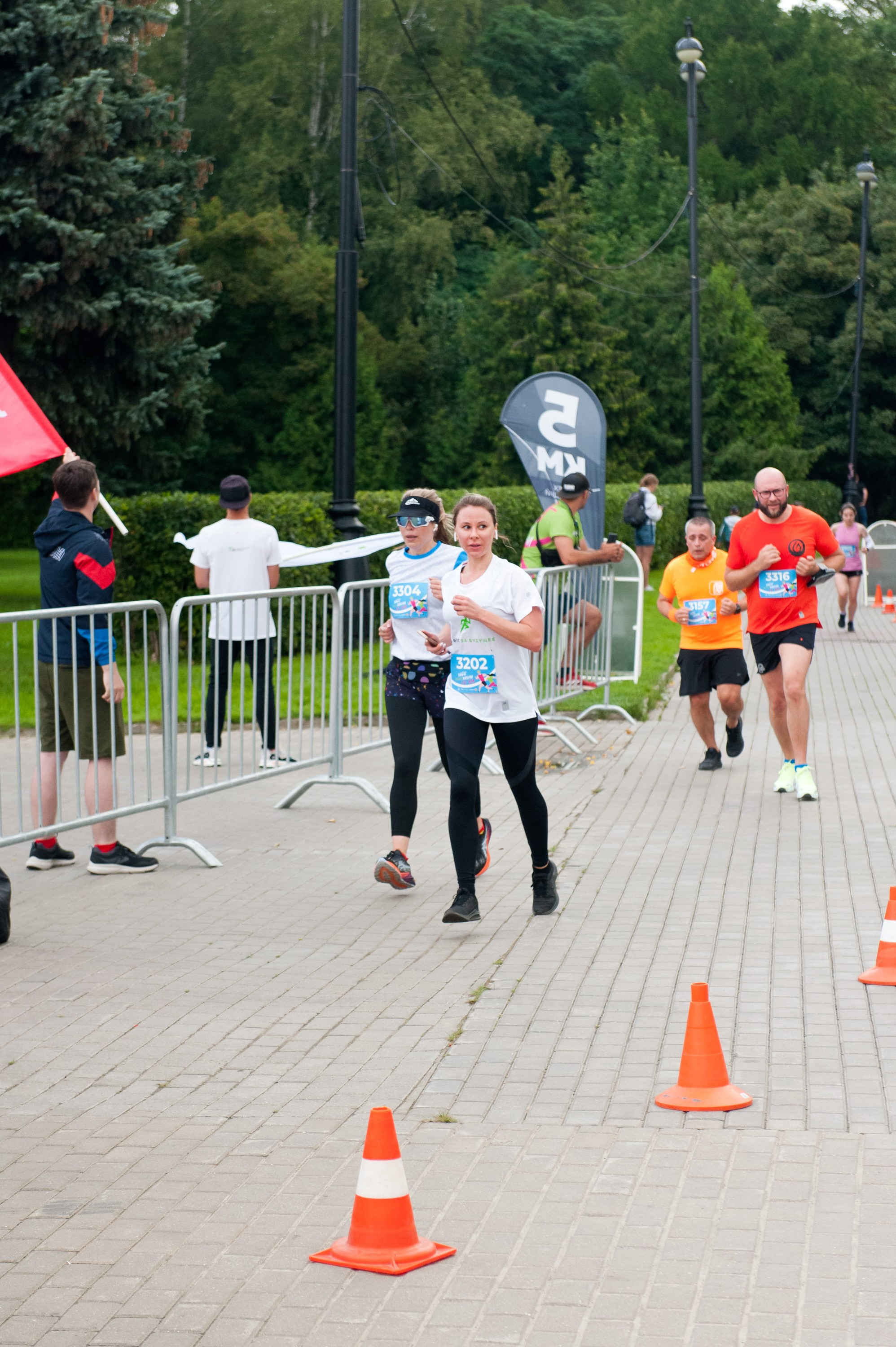 Корпоративное. Забег X5 Retail Group. Репортажный фотограф и видеограф Слава Думчев. Тимбилдинги, отчетники, корпоративы