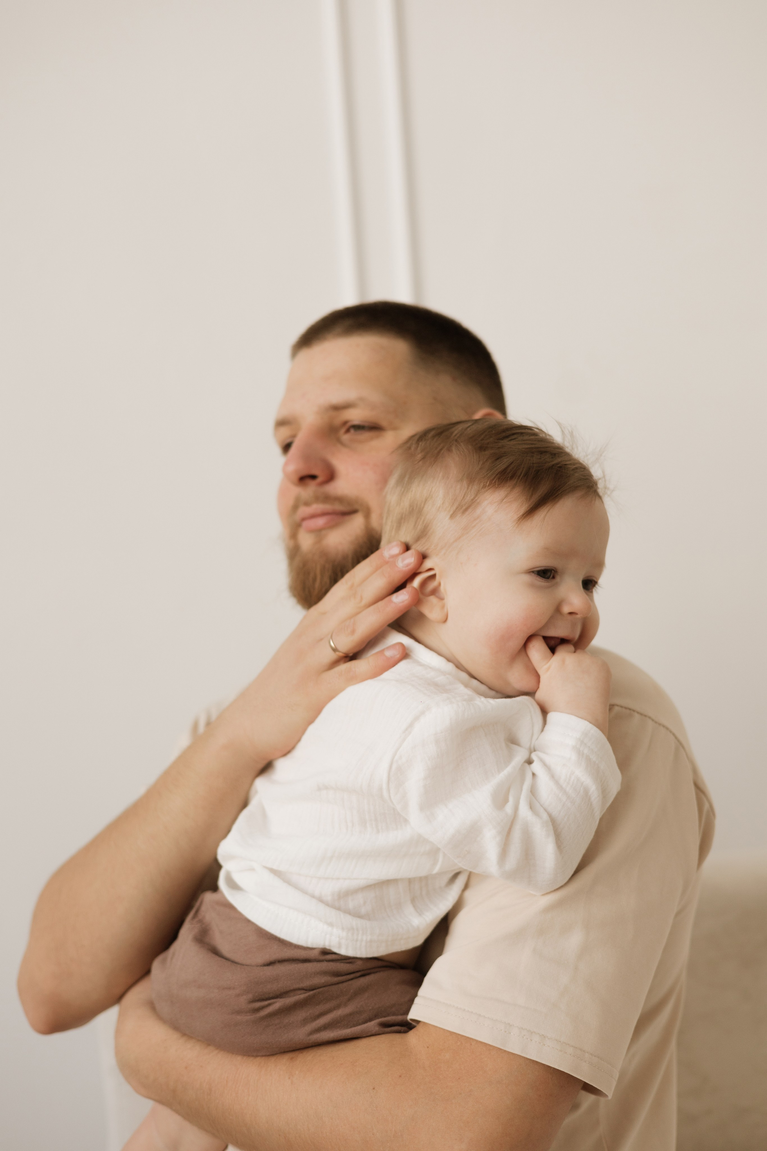 Арсений с мамой и папой. Фотограф в Кемерово Миллер Анна