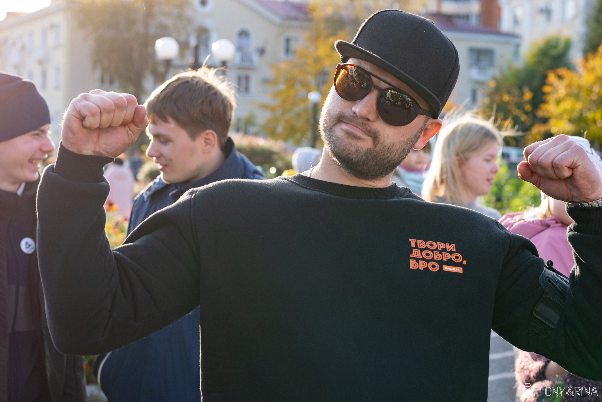 Рок в защиту животных 2023 Хабаровск - Антон Курдюмов фотограф в Хабаровске Рина Курдюмова фото27 foto27 Антон Дорофеев Тони и Рина фотосоздатели Хабаровск