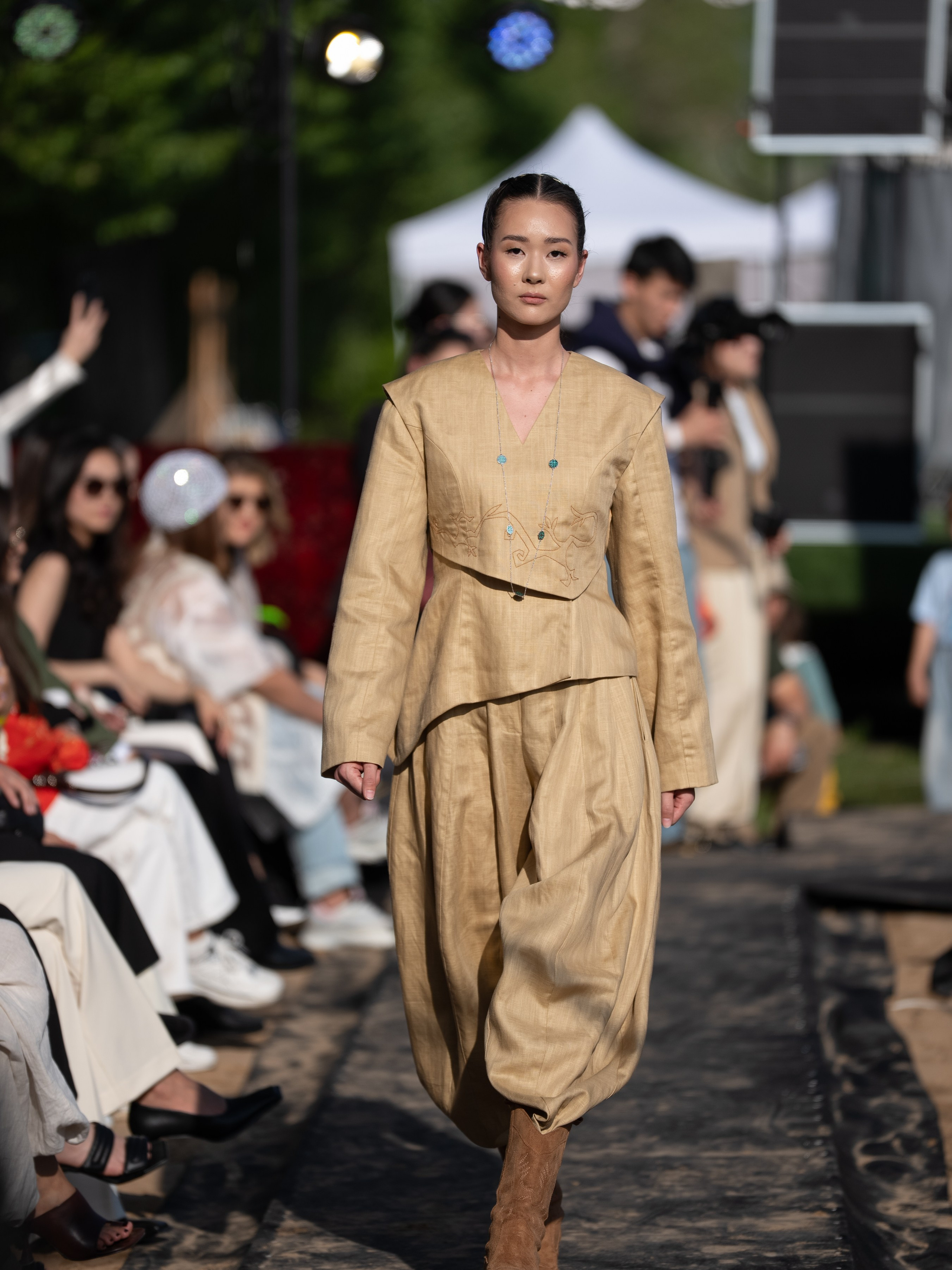 Designer Dariya Kuatzhan. Сайт Алматинского НЮ АРТ, будуар и фэшн фотографа Дениса Карпенко