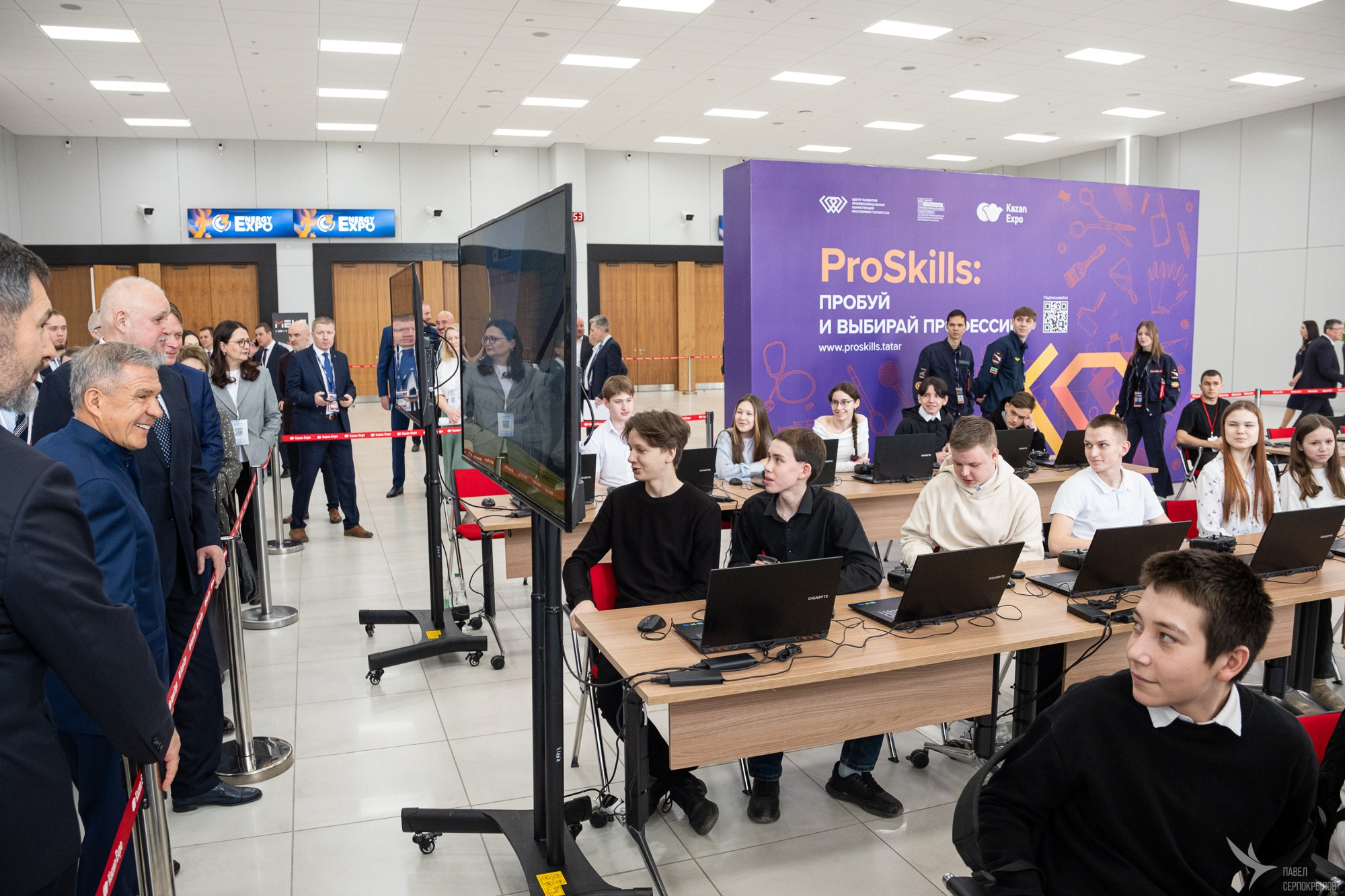 KazanEnergyExpo 2025. Репортажный фотограф в Казани Павел Серпокрылов