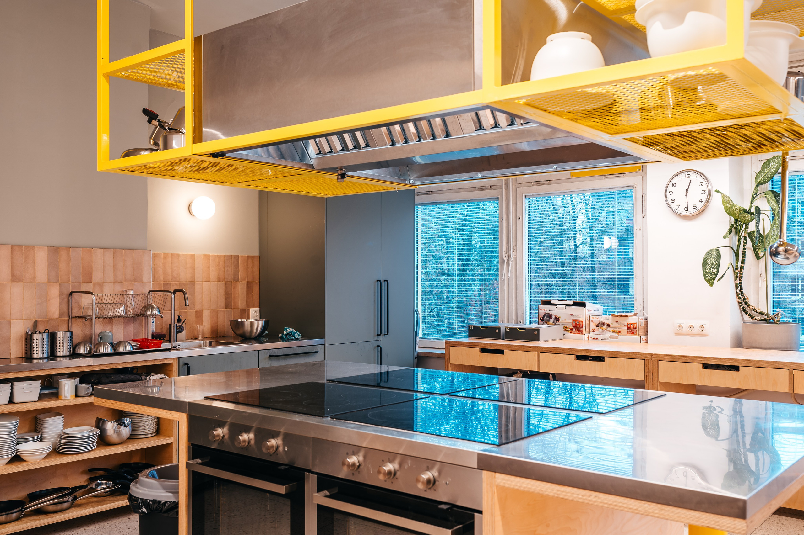 Европейская гимназия. @tomrus: Рустам Шагиморданов — фотограф