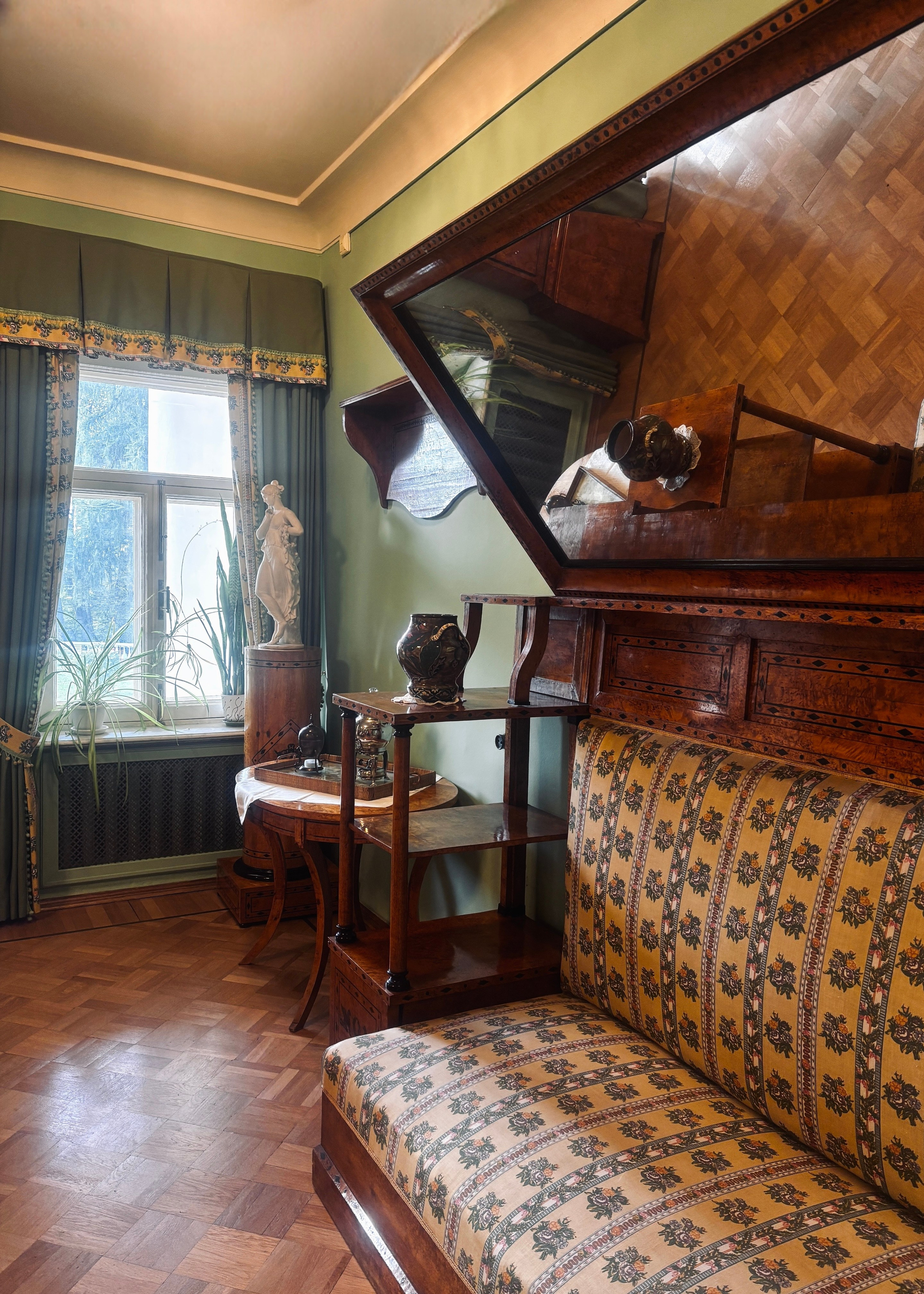 Morozova-Reinbot Estate. Интерьерный архитектурный фотограф | interior architectural photographer