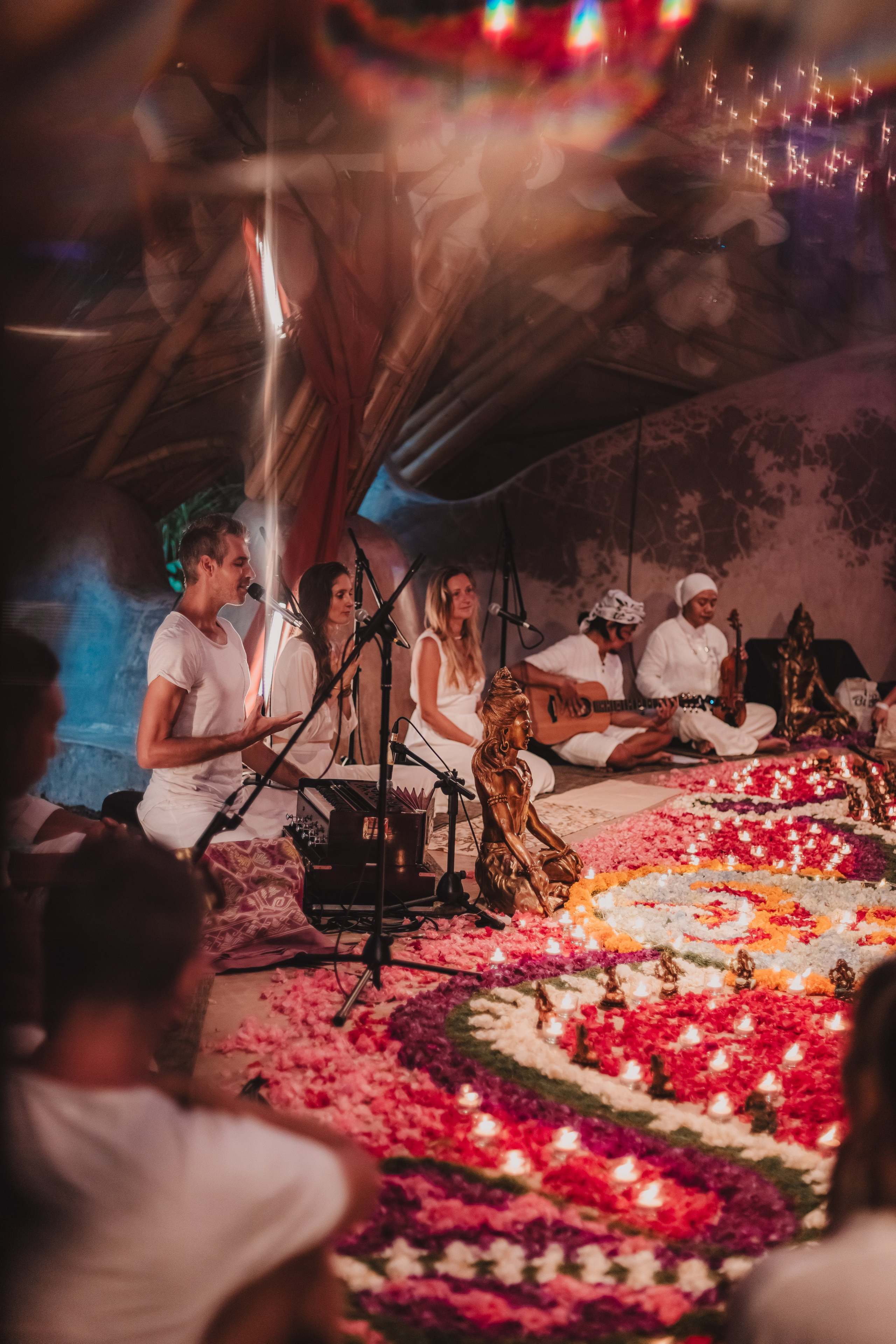 Bhakti Bliss kirtan at Alchemy. Mariam Bagdasaryan