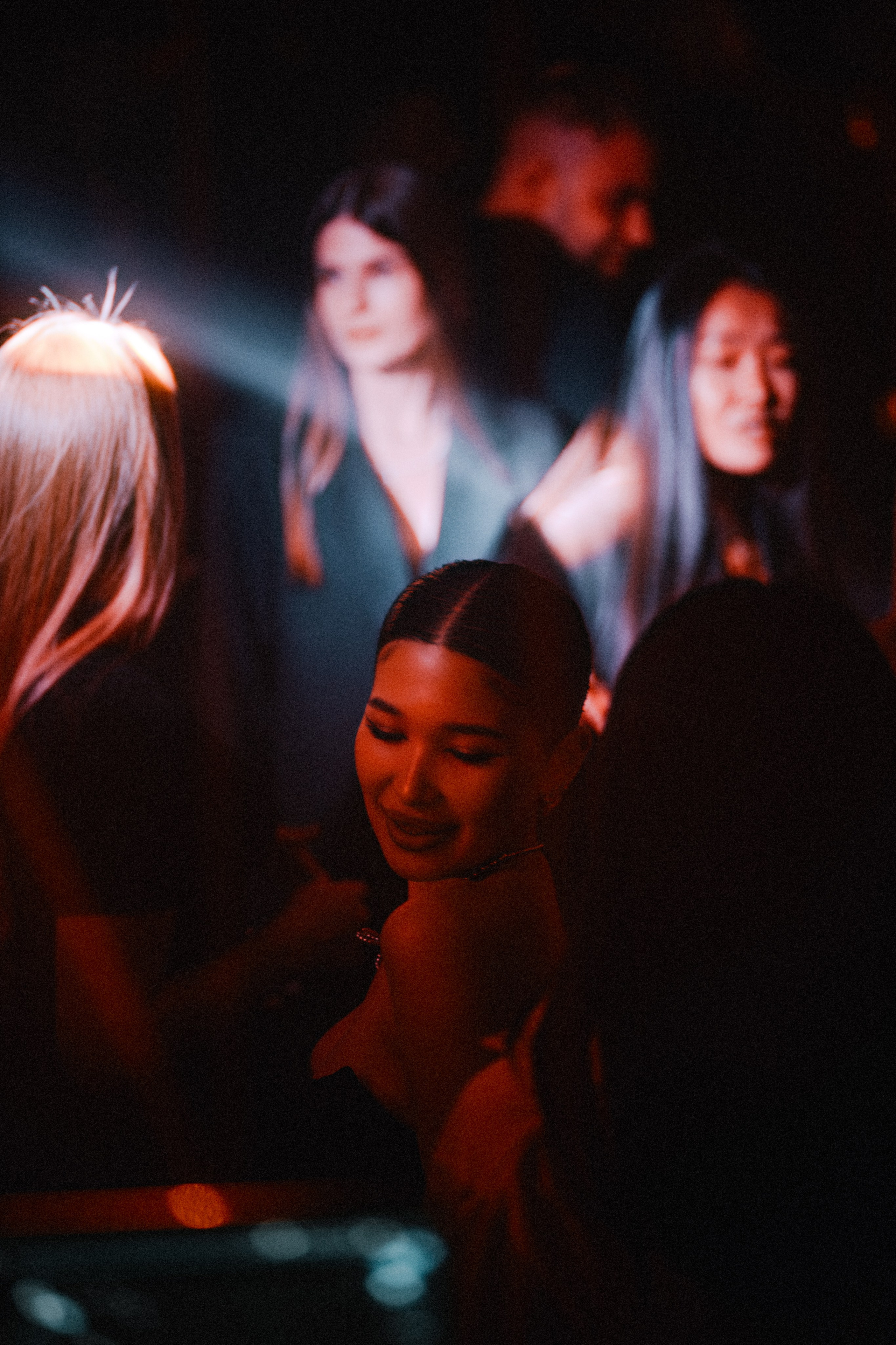 КЛУБЫ | ВЕЧЕРИНКИ. Фотограф Владивосток Ян Паклин