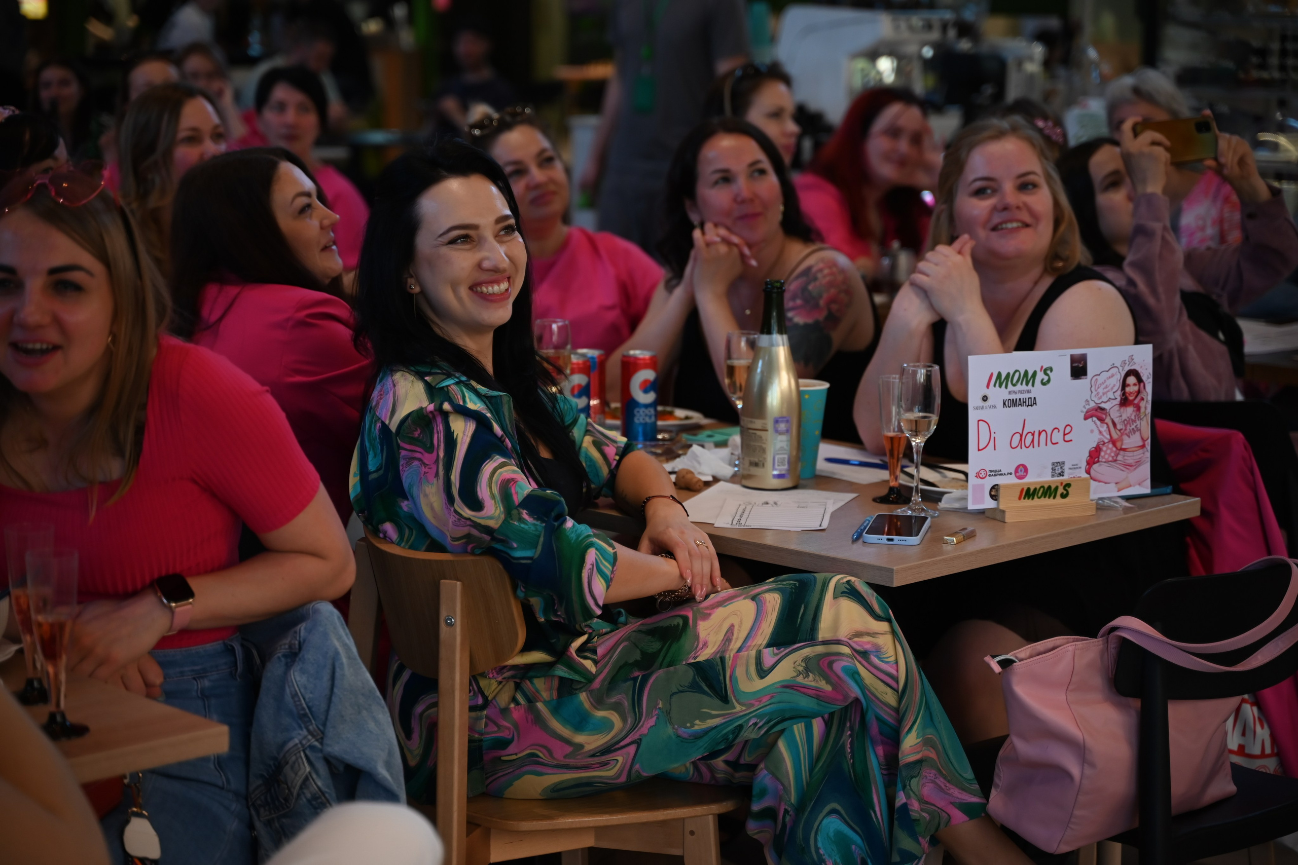 Игра IMOM'S в розовом. Фотограф в Санкт-Петербурге