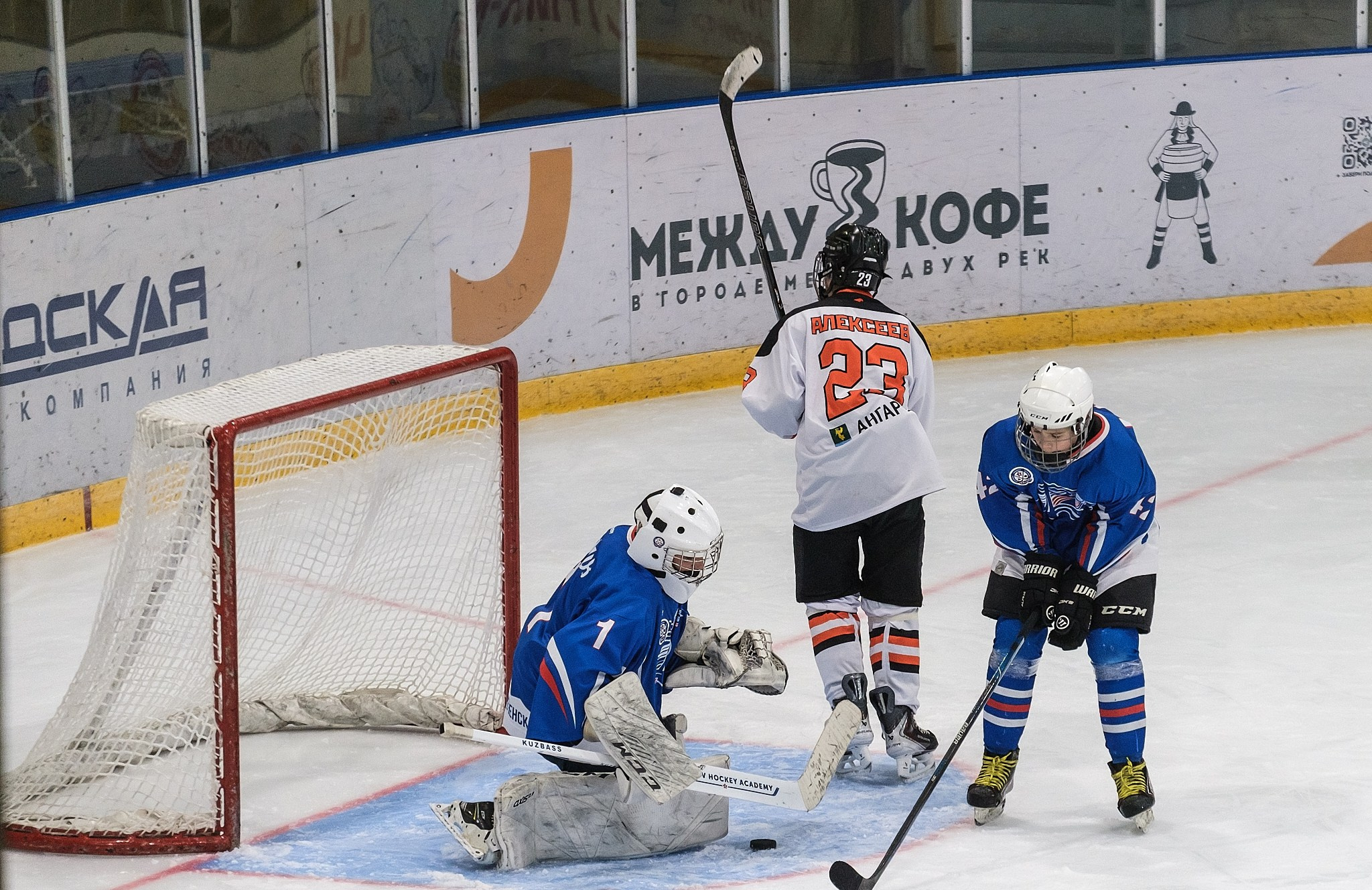 Хоккейный матч Вымпел-2011 (Междуреченск) vs Ермак (Ангарск) — фотограф в Междуреченске Никита Максимов