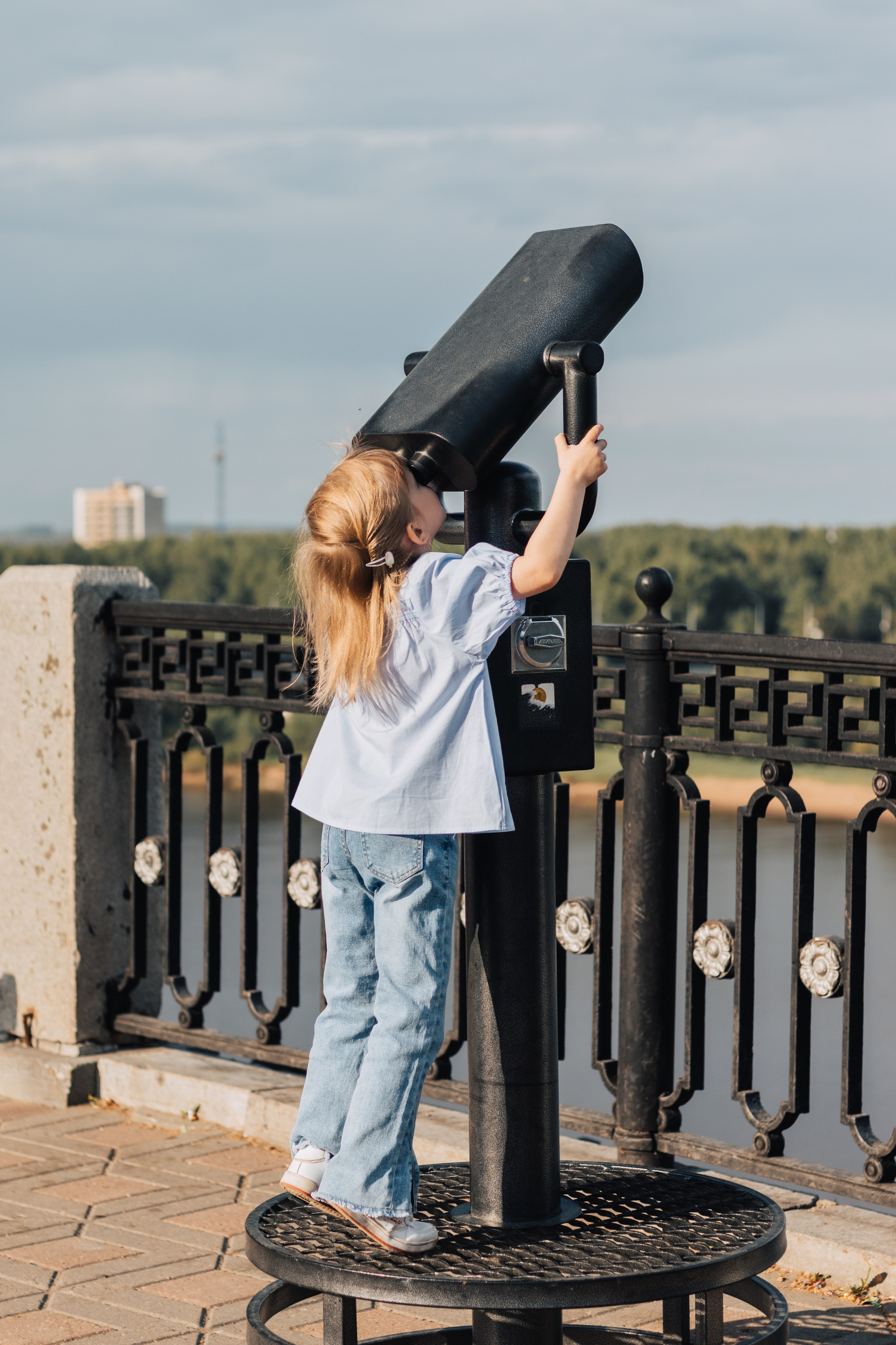 Прогулка с мамой по городу