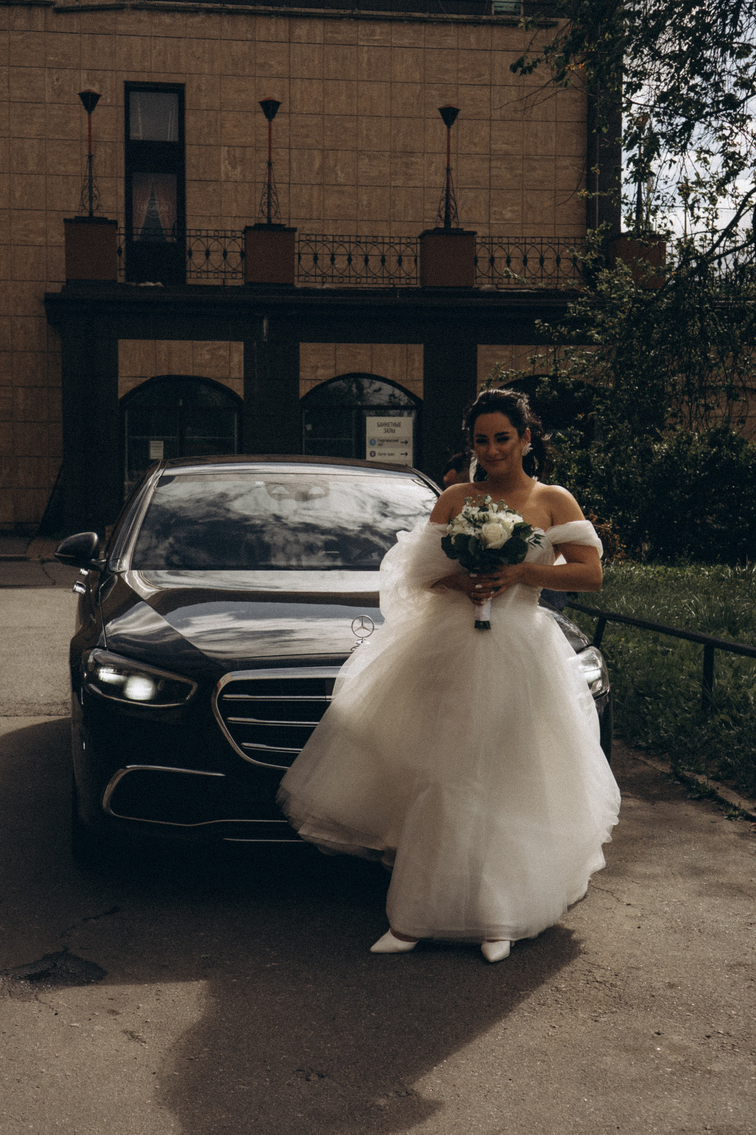 СВАДЕБНАЯ ПРОГУЛКА РЕСТОРАН МЫ ЖЕ НА ТЫ И ФОТОСЕССИИЯ С АВТОМОБИЛЕМ. Профессиональный фотограф, Санкт-Петербург — Виктория Богомолова