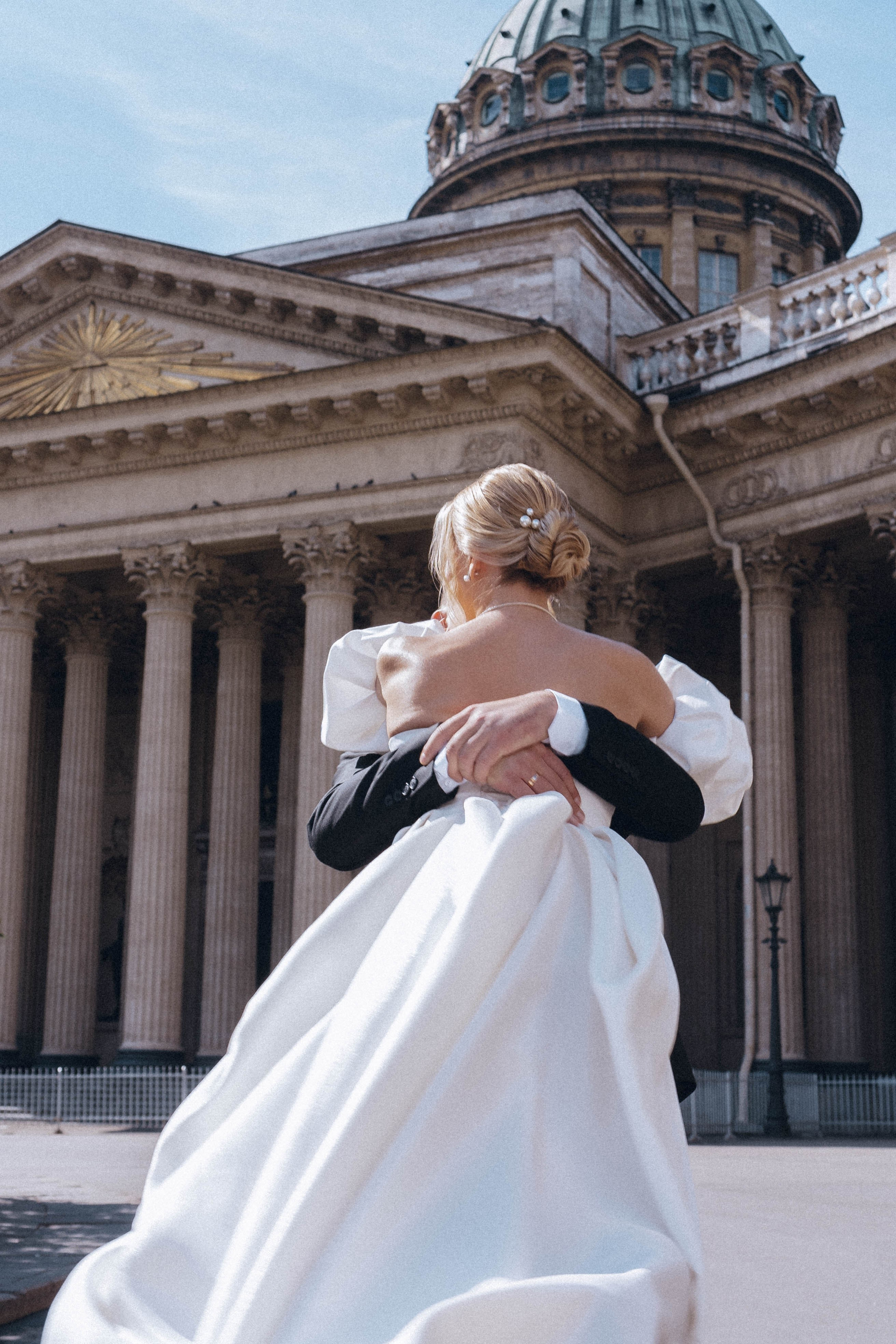 СВАДЕНБНАЯ СЬЕМКА НА КАТЕРЕ ПО КАНАЛАМ САНКТ-ПЕТЕРБУРГА И В АКВАТОРИИ НЕВЫ. Профессиональный фотограф, Санкт-Петербург — Виктория Богомолова