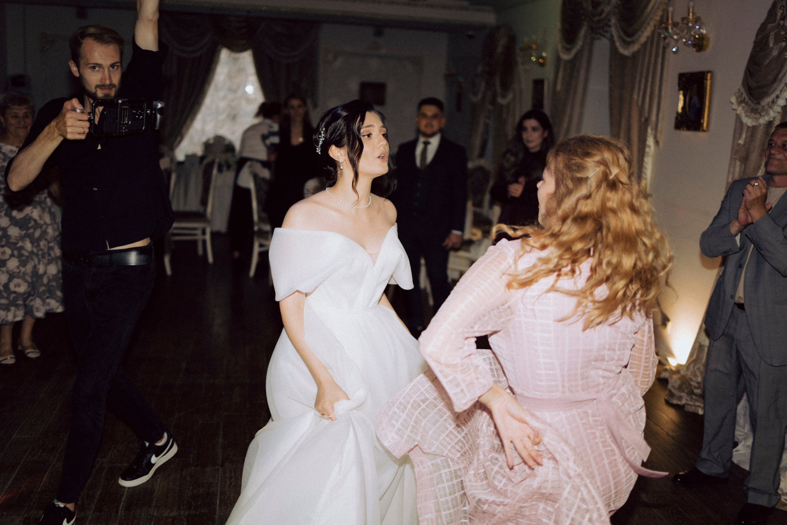 Дмитрий и Алина. Свадебный и портретный фотограф Тюмень