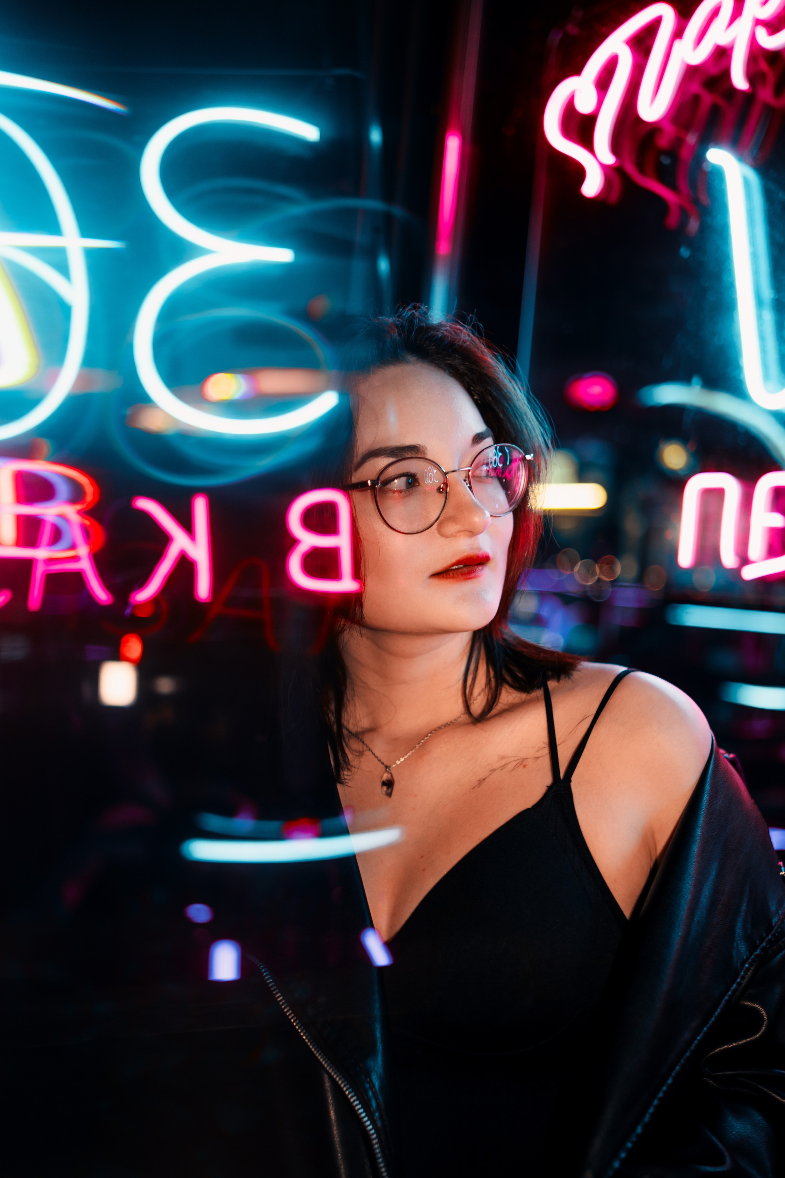 Юля | Палитра неоновых огней. Felixtones