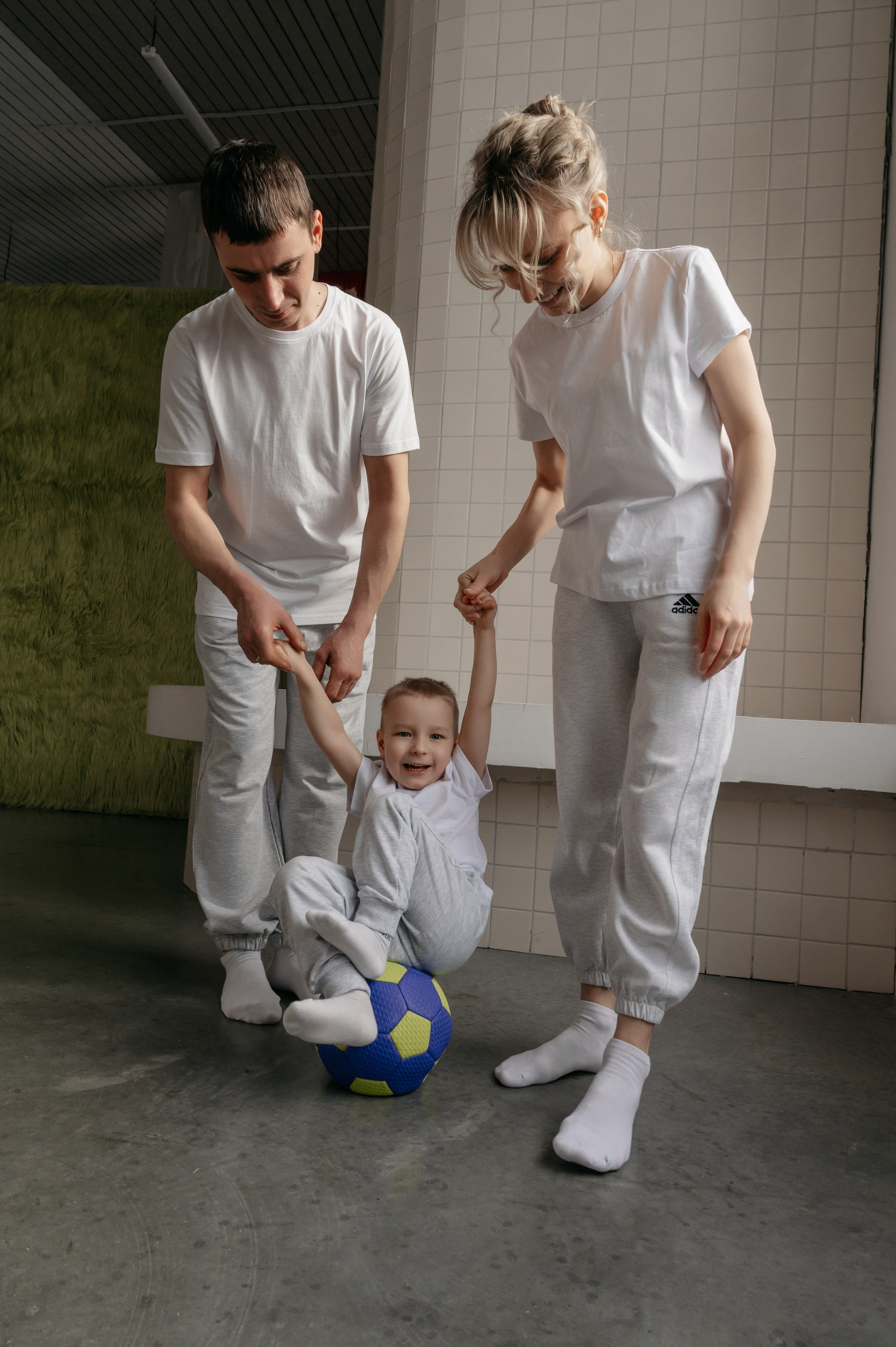 Первая семейная съемка для Светы, Гены и их сына Миши. Свадебный фотограф Мария Строгонова