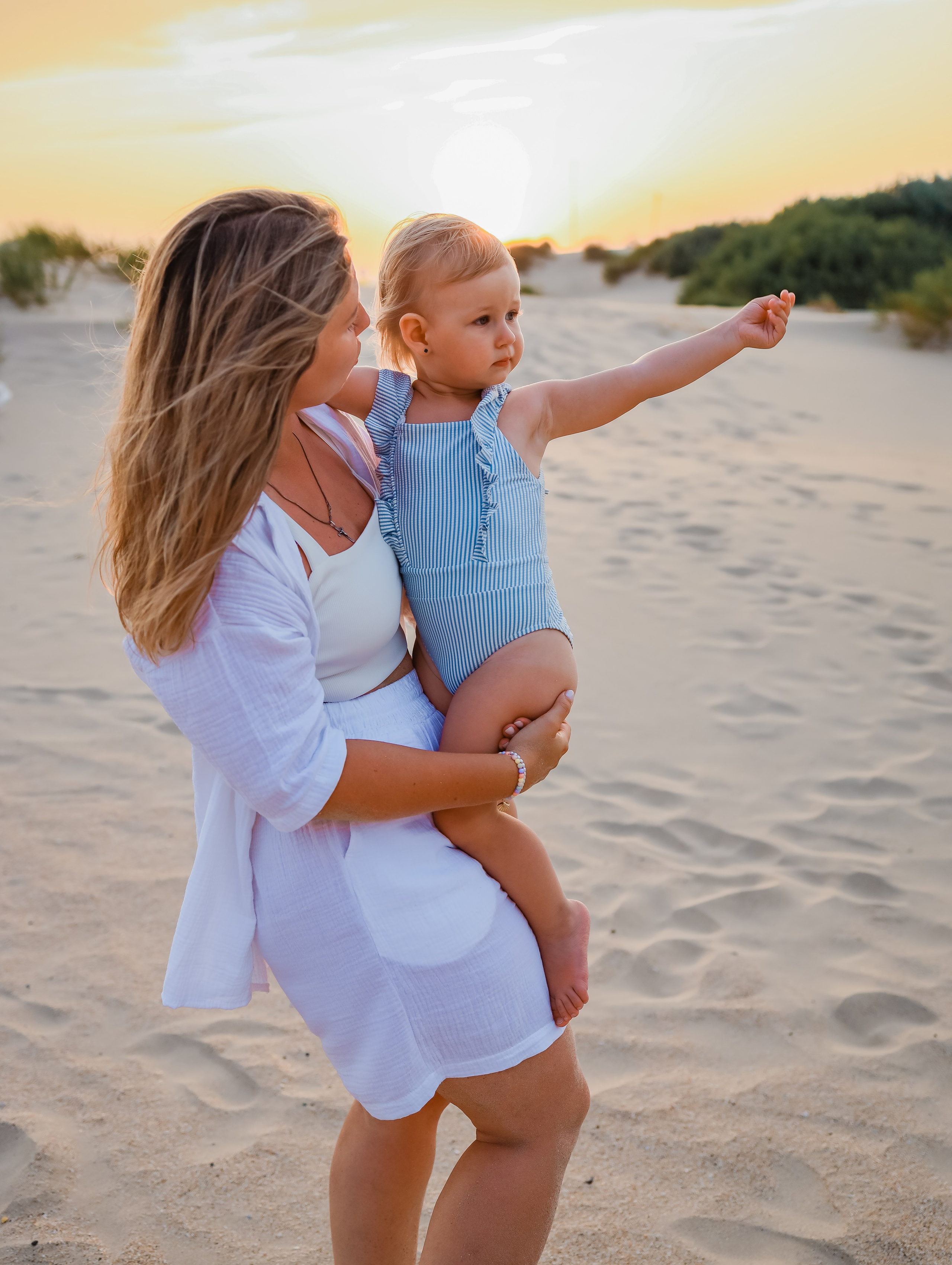 День рождения 2 года на пляже. Главная