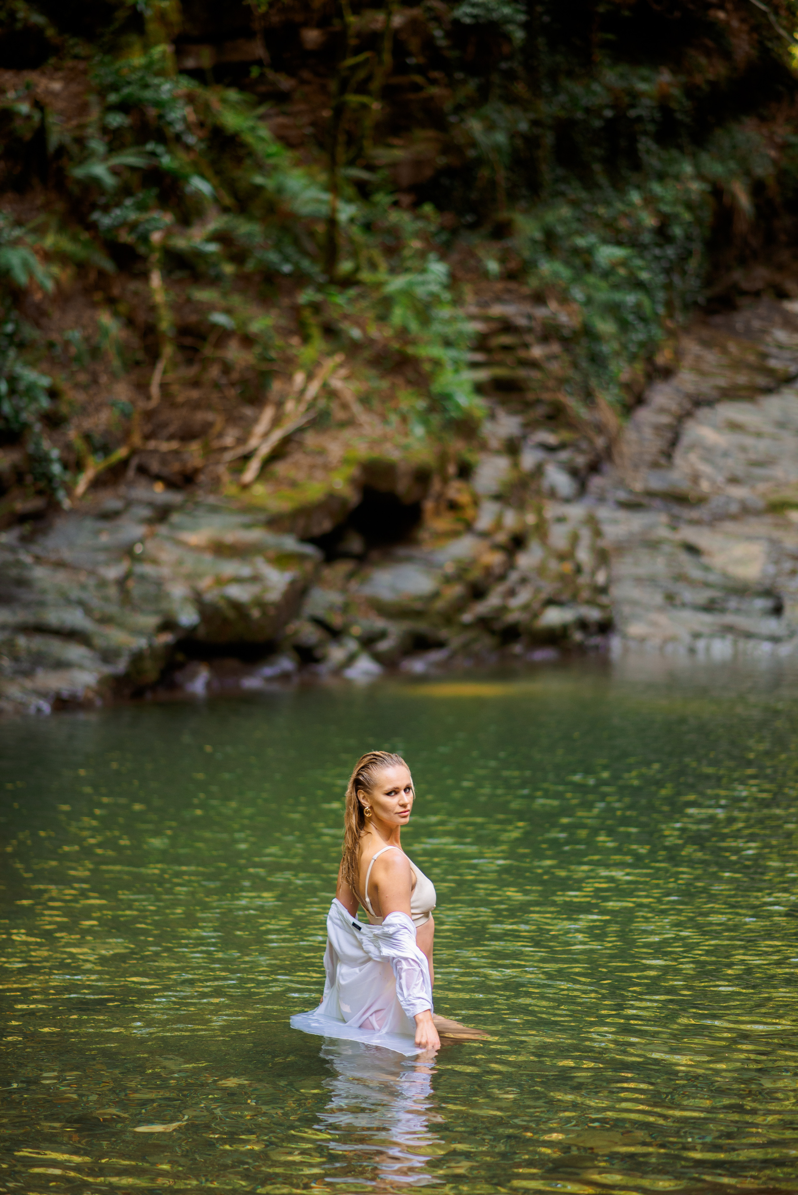 На водопадах. Семейный и женский фотограф Лоо Краснодар Сочи Энем Татьяна Трибурт