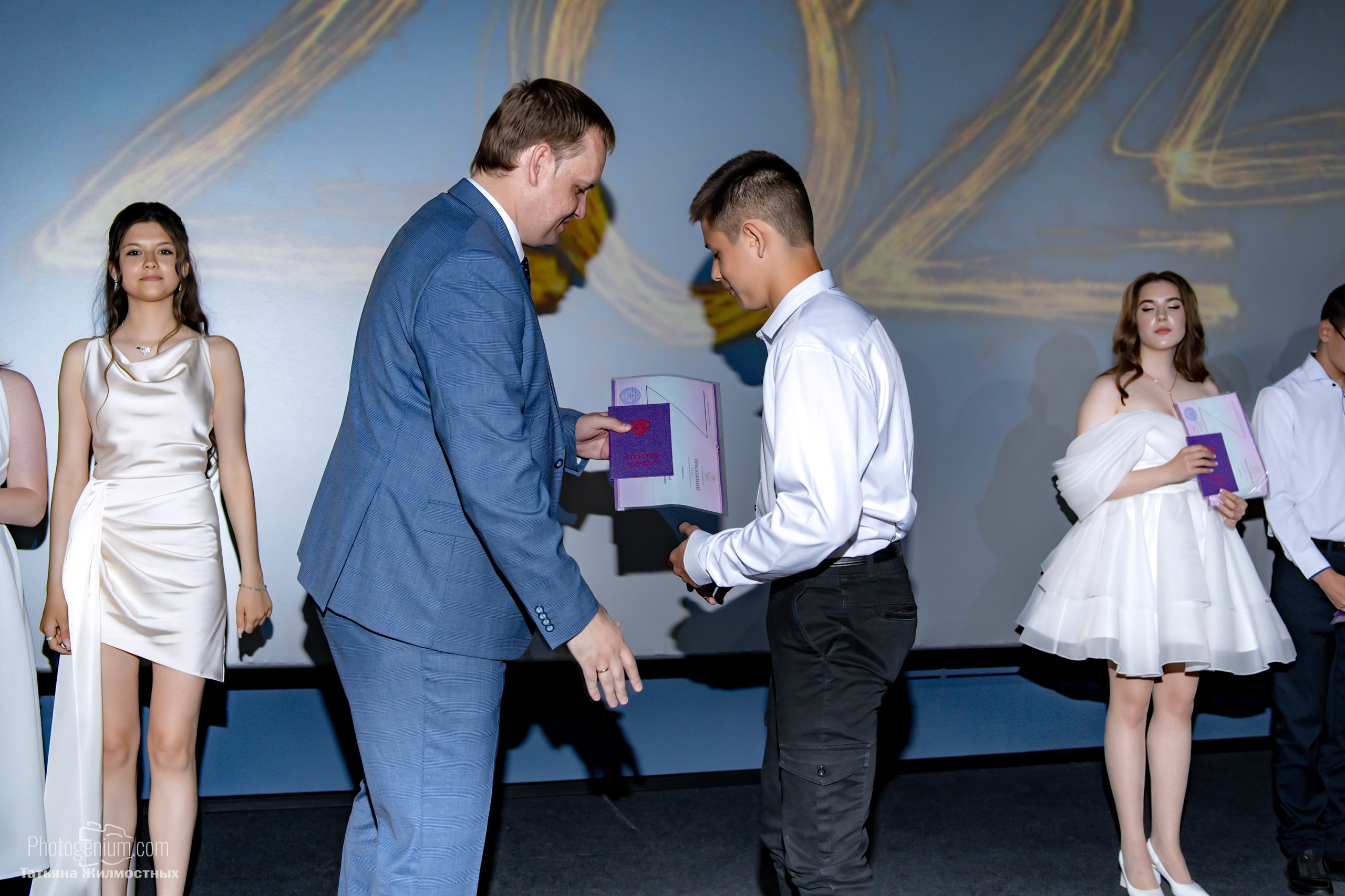 Выпускной 9"Д» класс школа № 35. Фотограф Нижний Новгород Татьяна Кейод